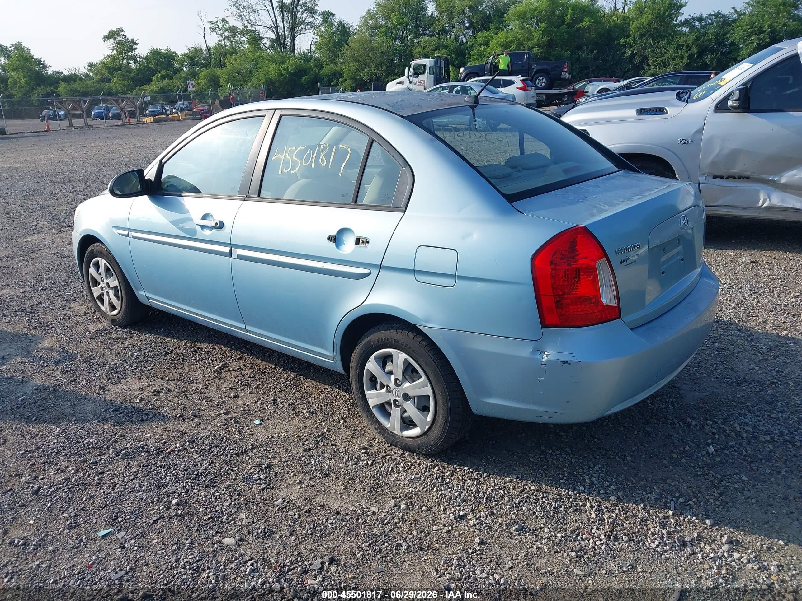 2009 Hyundai Accent Gls Blue vin: KMHCN46C99U366919
