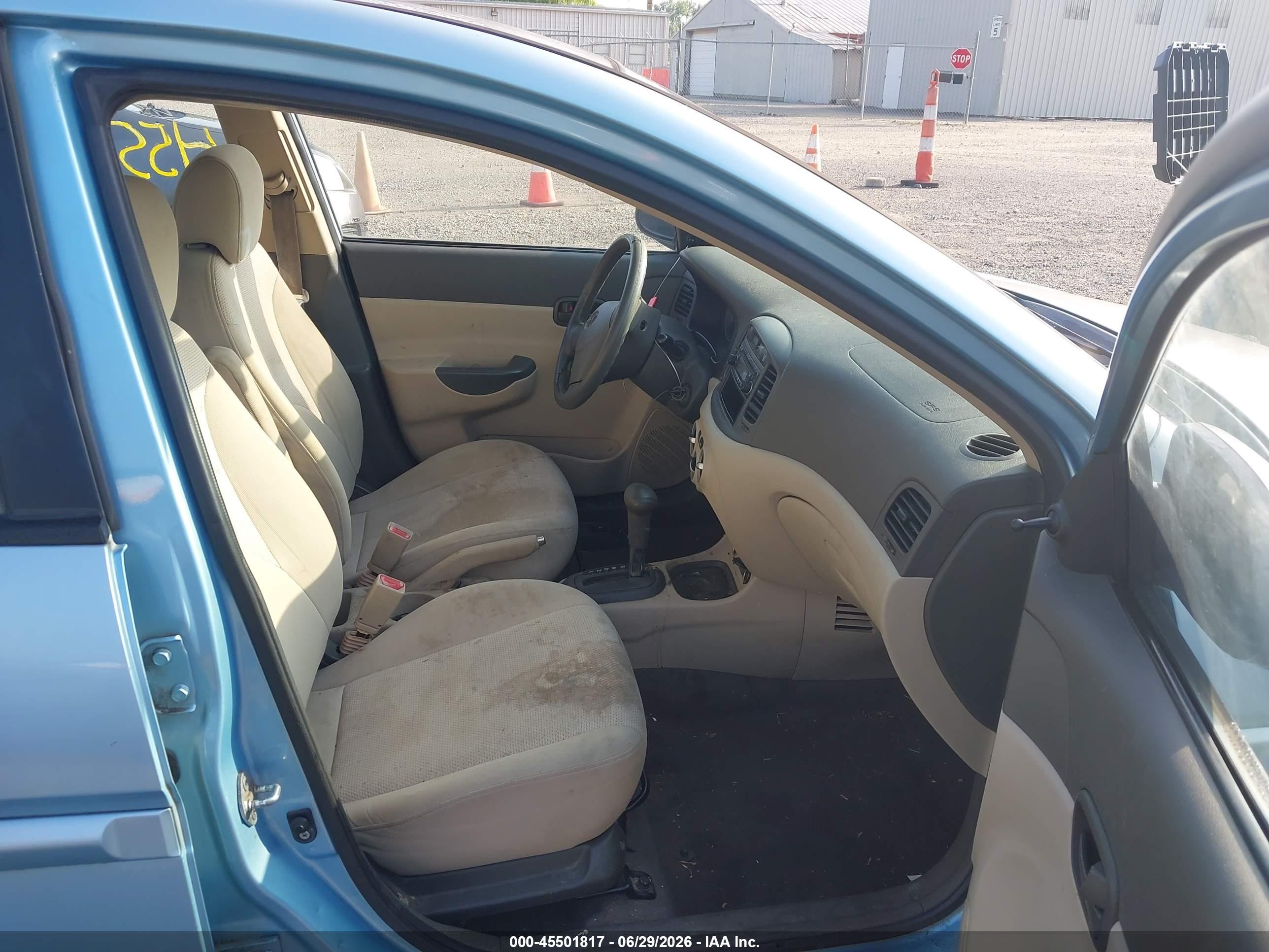 2009 Hyundai Accent Gls Blue vin: KMHCN46C99U366919
