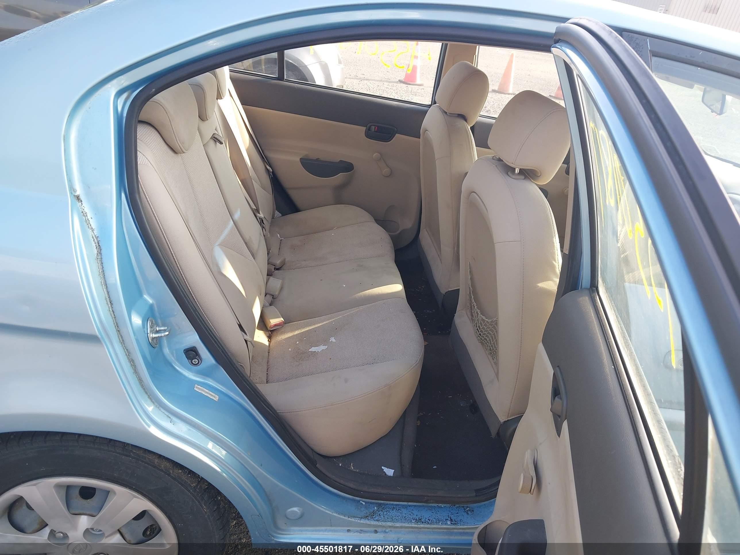 2009 Hyundai Accent Gls Blue vin: KMHCN46C99U366919