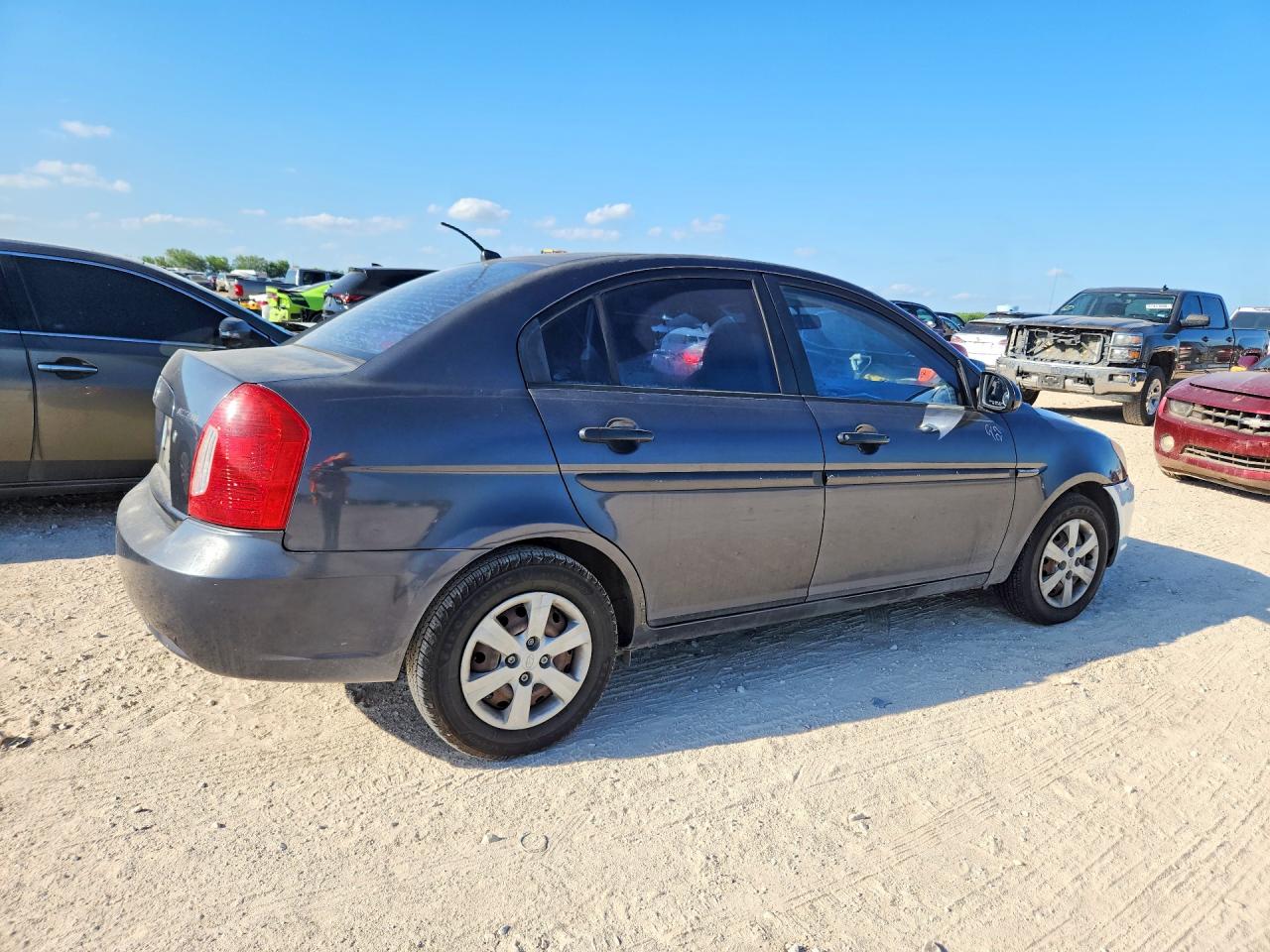 2006 Hyundai Accent Gls Gray vin: KMHCN46CX6U027078