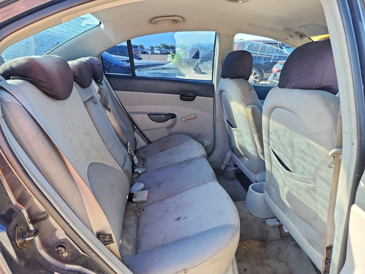 2006 Hyundai Accent Gls Gray vin: KMHCN46CX6U027078