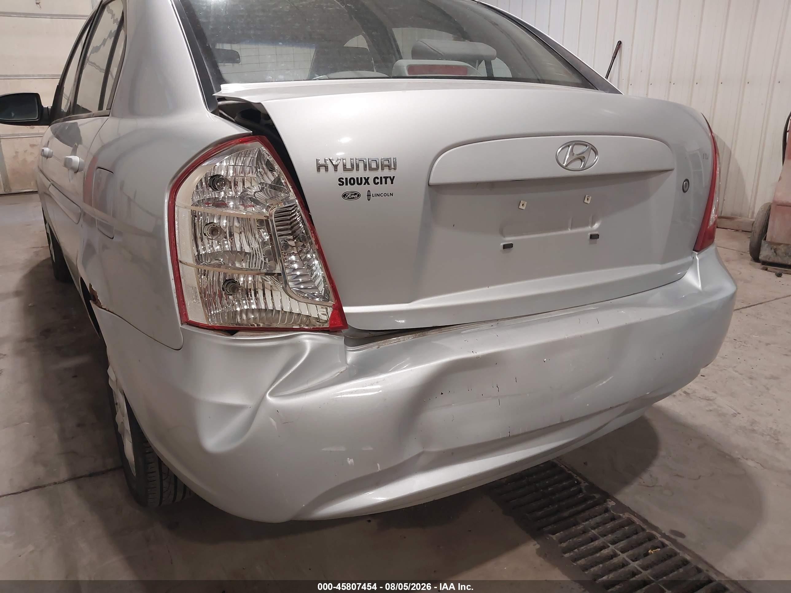 2006 Hyundai Accent Gls Gray vin: KMHCN46CX6U048254