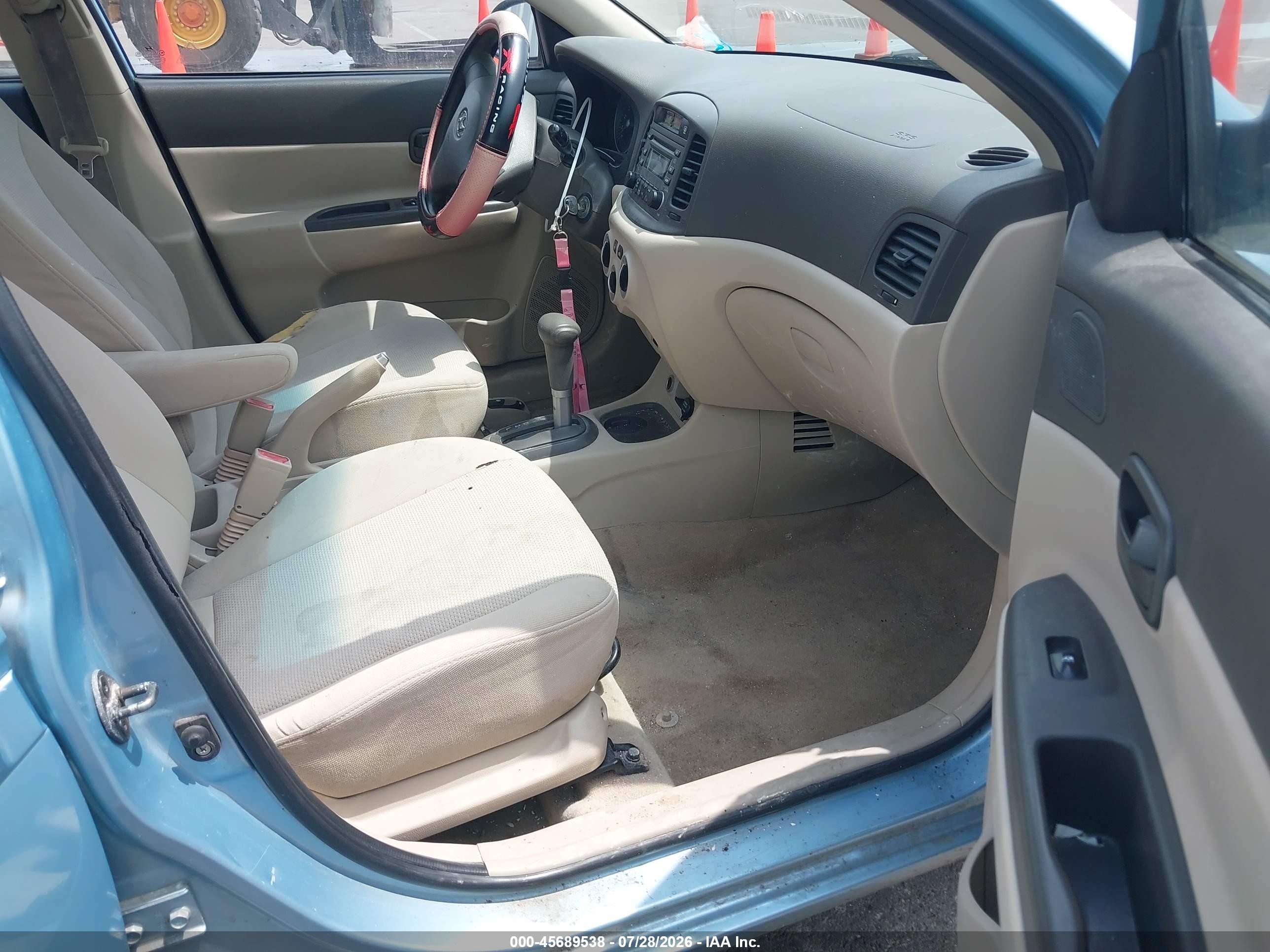 2007 Hyundai Accent Gls Blue vin: KMHCN46CX7U142829