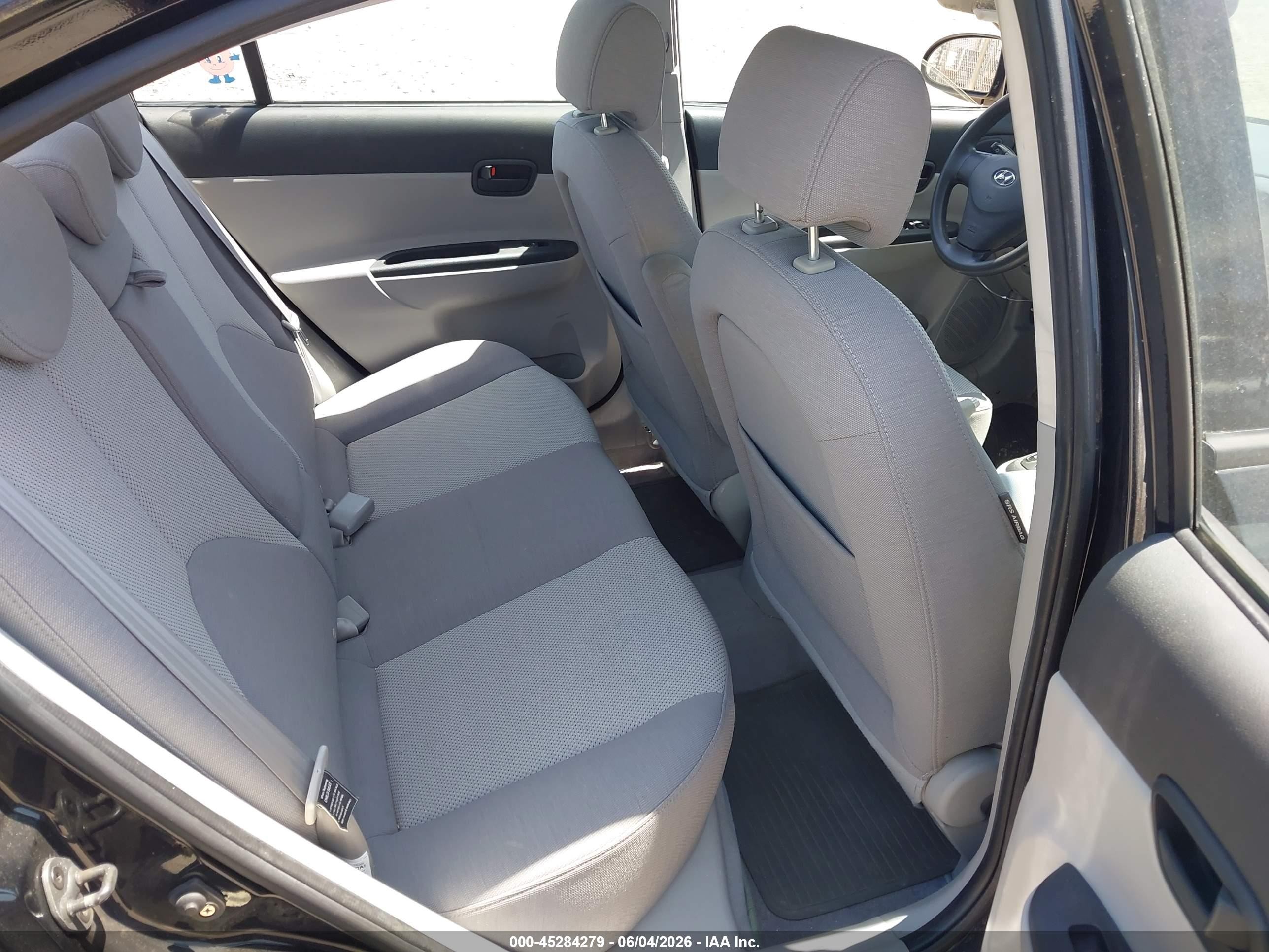 2007 Hyundai Accent Gls Черный vin: KMHCN46CX7U144192