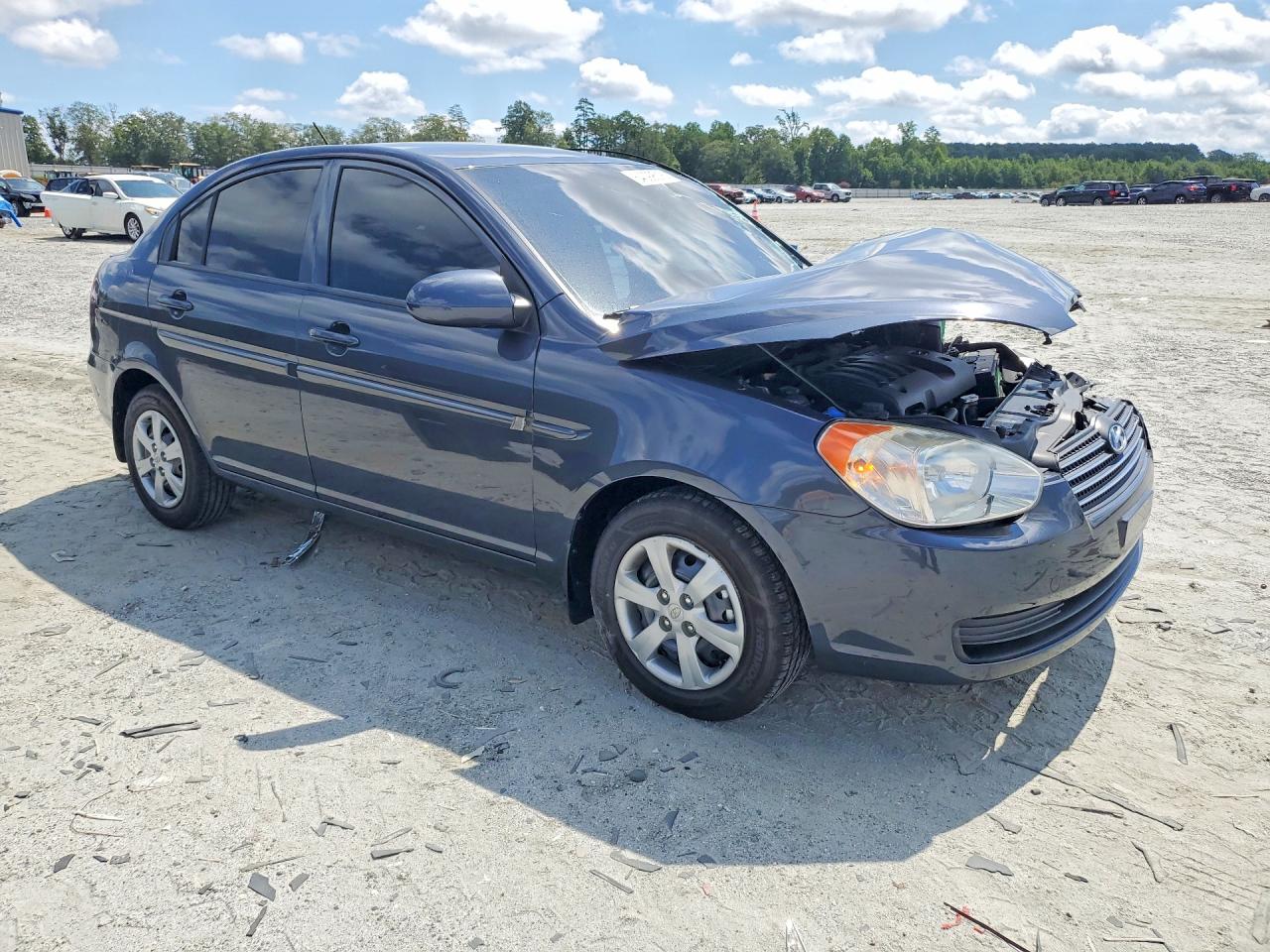 2009 Hyundai Accent Gls Gray vin: KMHCN46CX9U295018