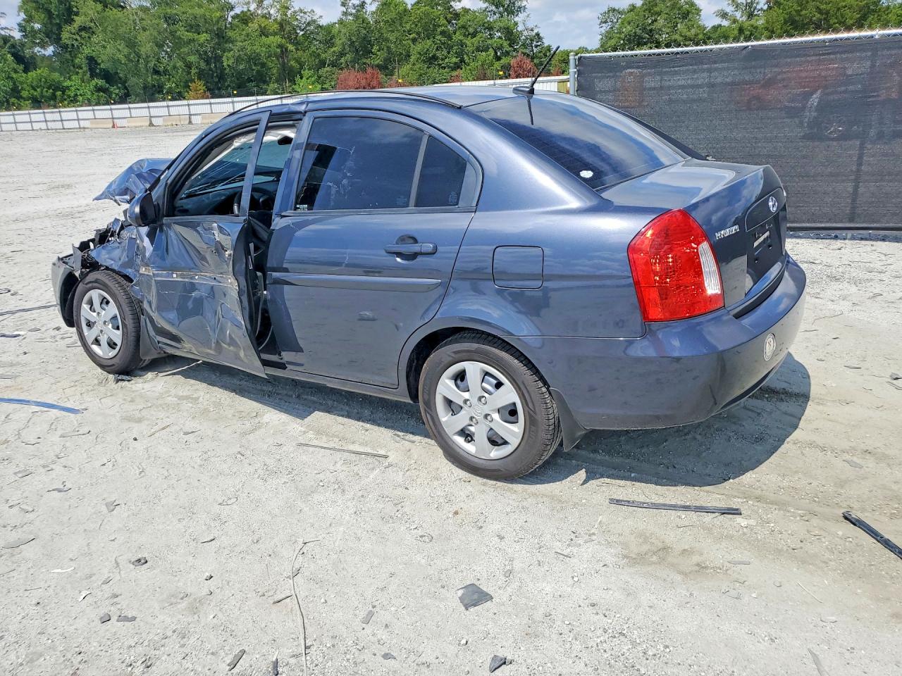 2009 Hyundai Accent Gls Gray vin: KMHCN46CX9U295018