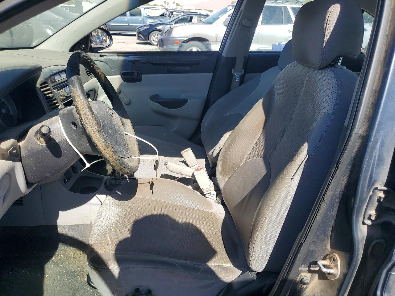 2009 Hyundai Accent Gls Серый vin: KMHCN46CX9U333993