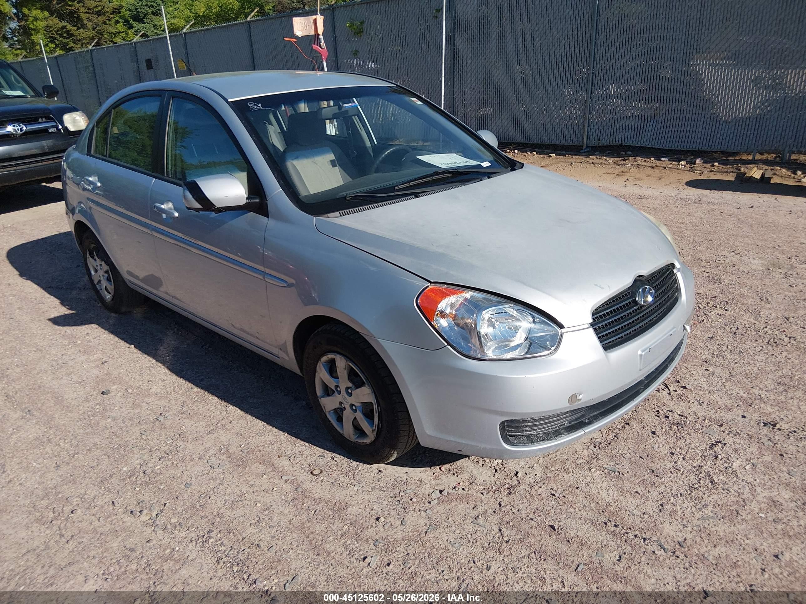 2011 Hyundai Accent Gls Серебряный vin: KMHCN4AC0BU571526