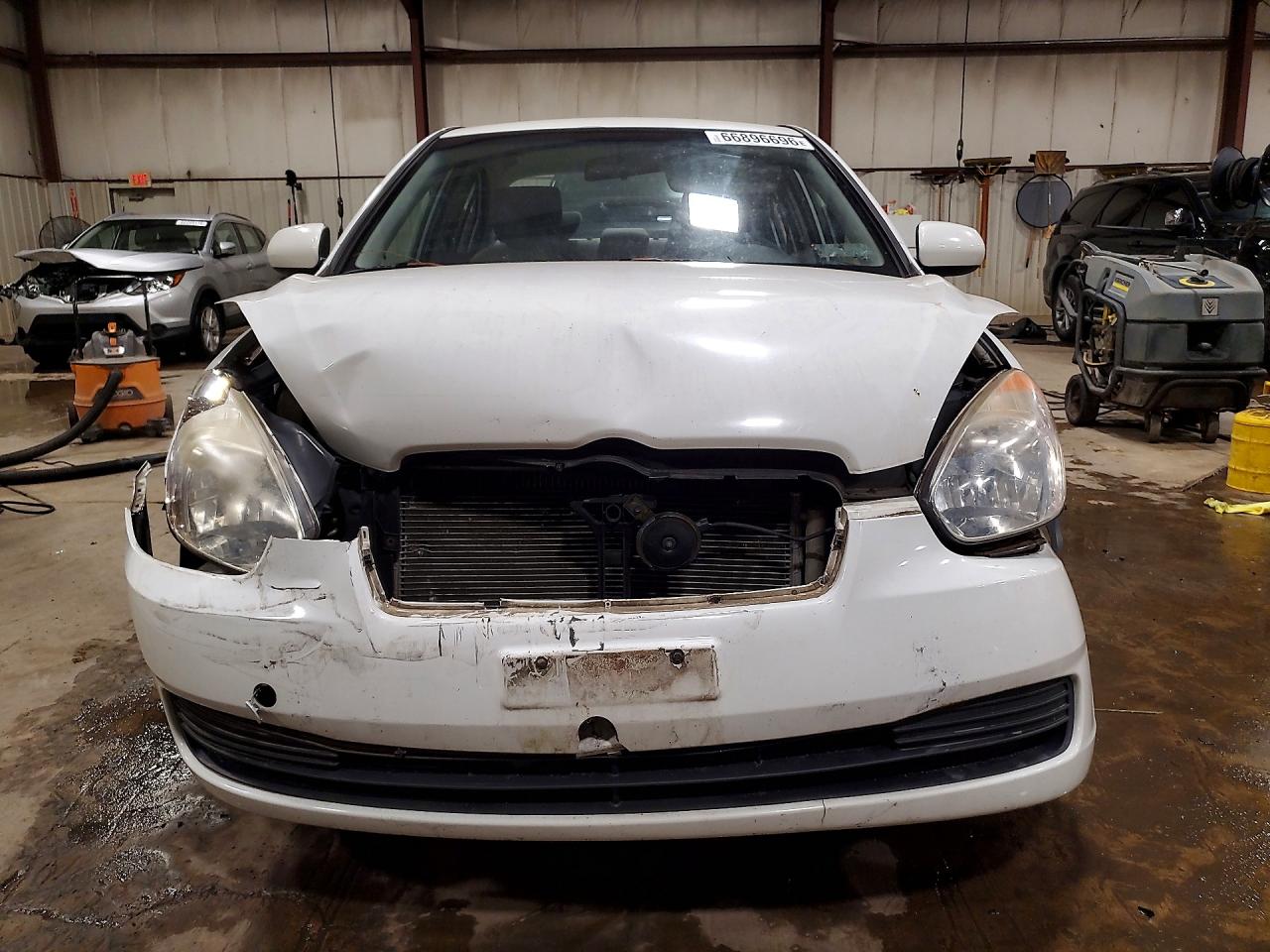 2010 Hyundai Accent Gls White vin: KMHCN4AC1AU420063