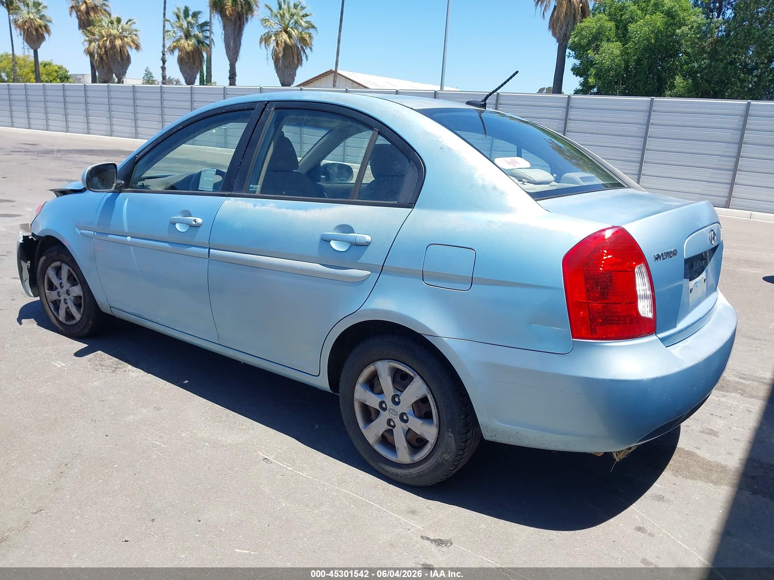 2010 Hyundai Accent Gls Light Blue vin: KMHCN4AC4AU422082