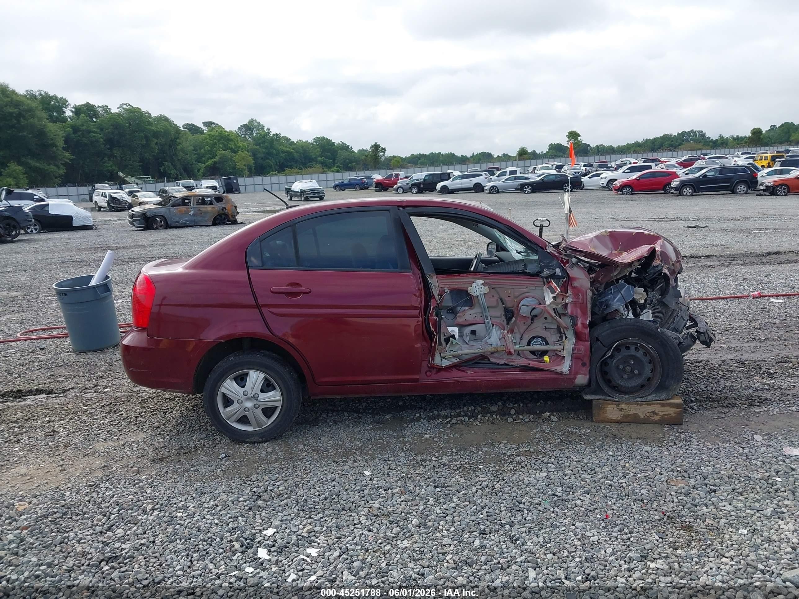 2010 Hyundai Accent Gls Maroon vin: KMHCN4AC4AU459746