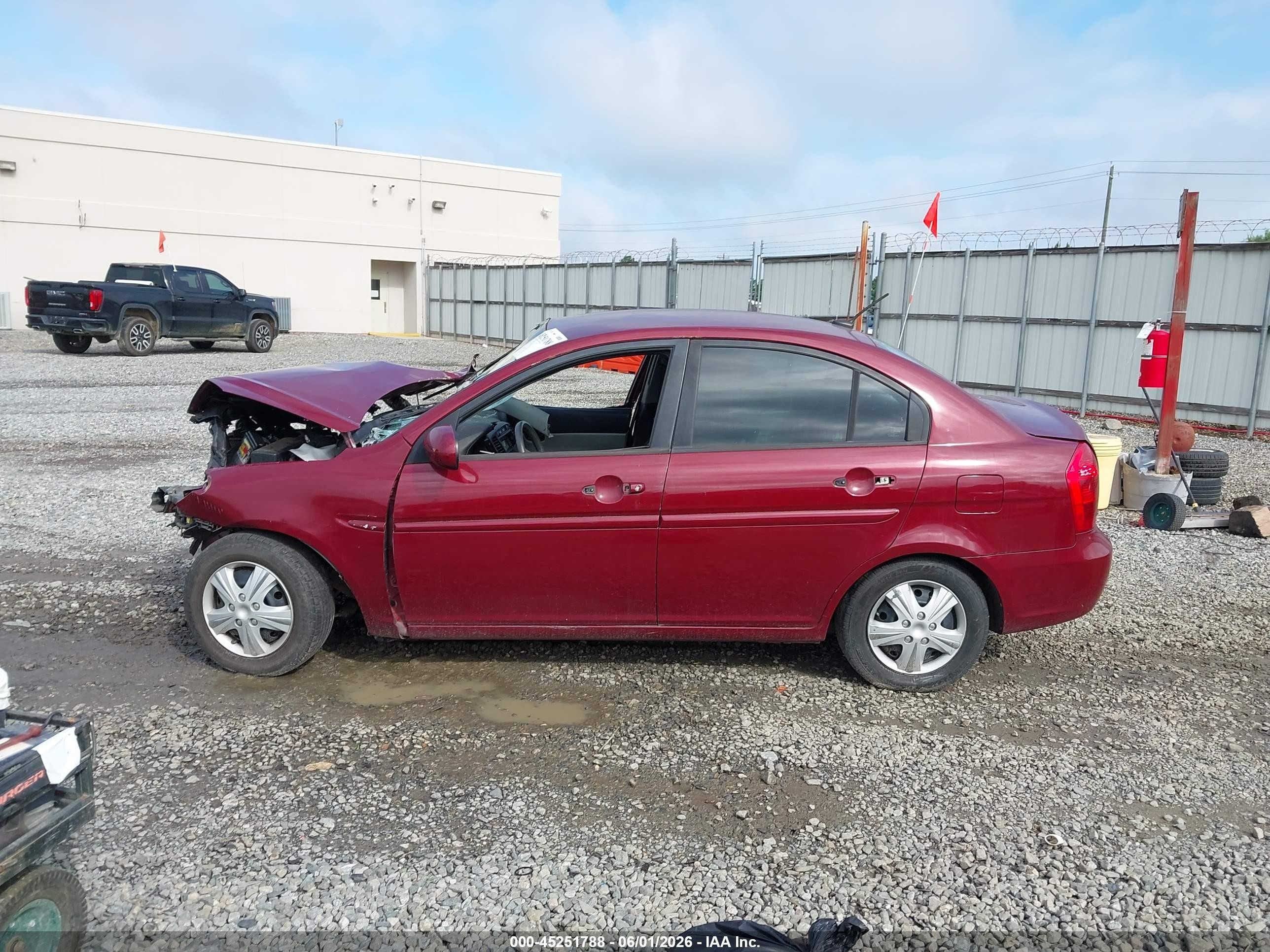 2010 Hyundai Accent Gls Maroon vin: KMHCN4AC4AU459746