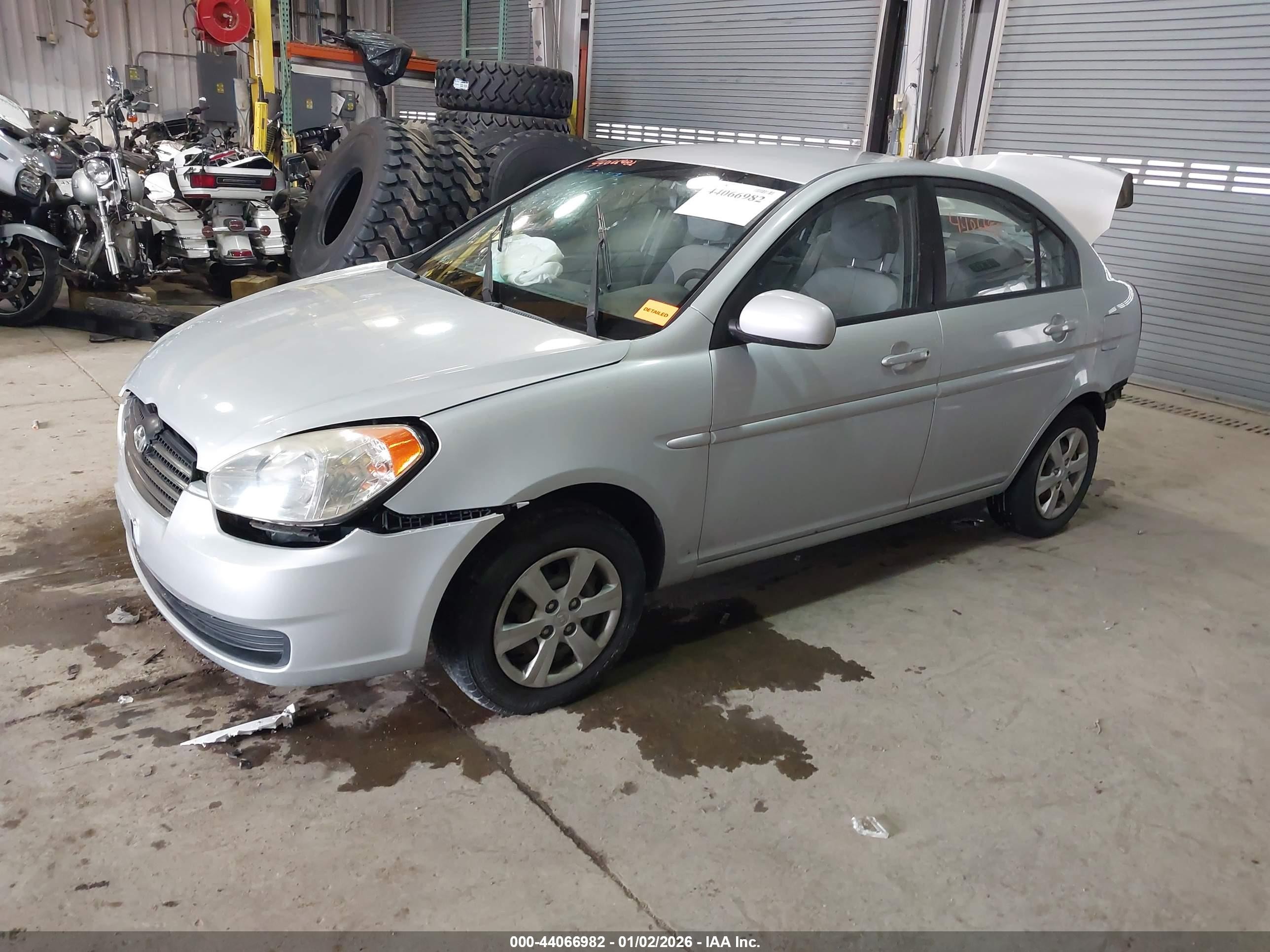 2010 Hyundai Accent Gls Gray vin: KMHCN4AC4AU471718