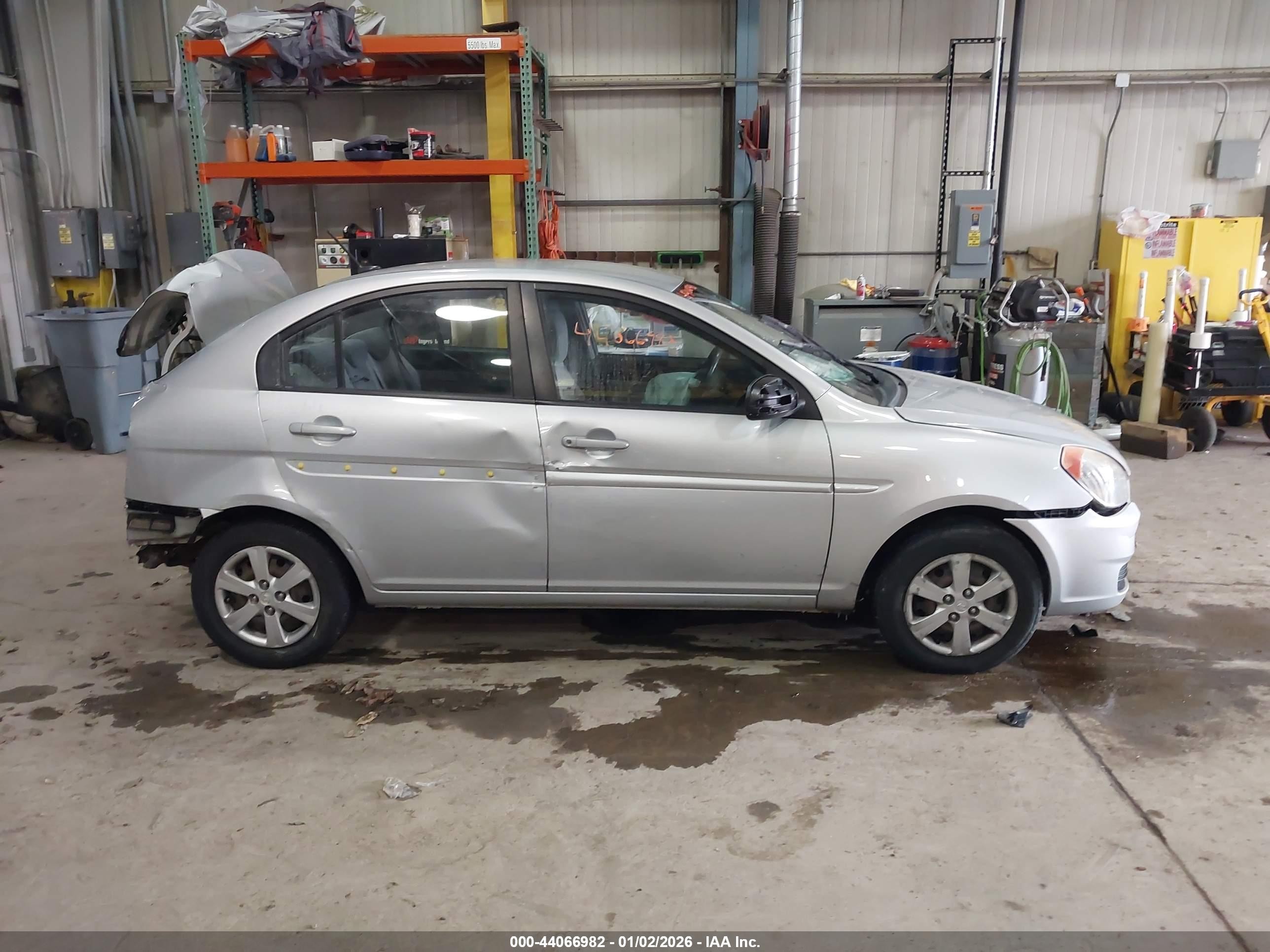 2010 Hyundai Accent Gls Gray vin: KMHCN4AC4AU471718
