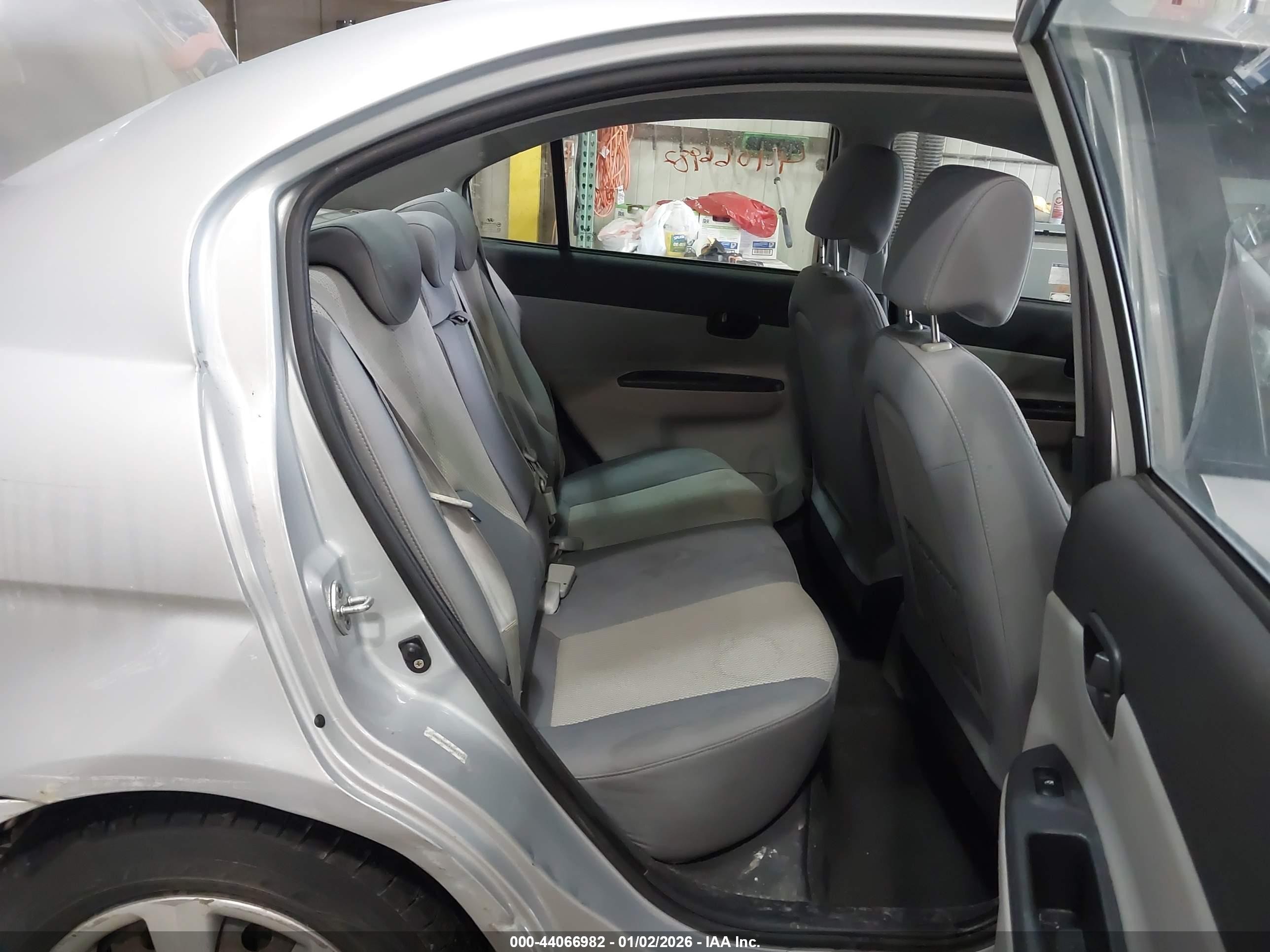2010 Hyundai Accent Gls Gray vin: KMHCN4AC4AU471718