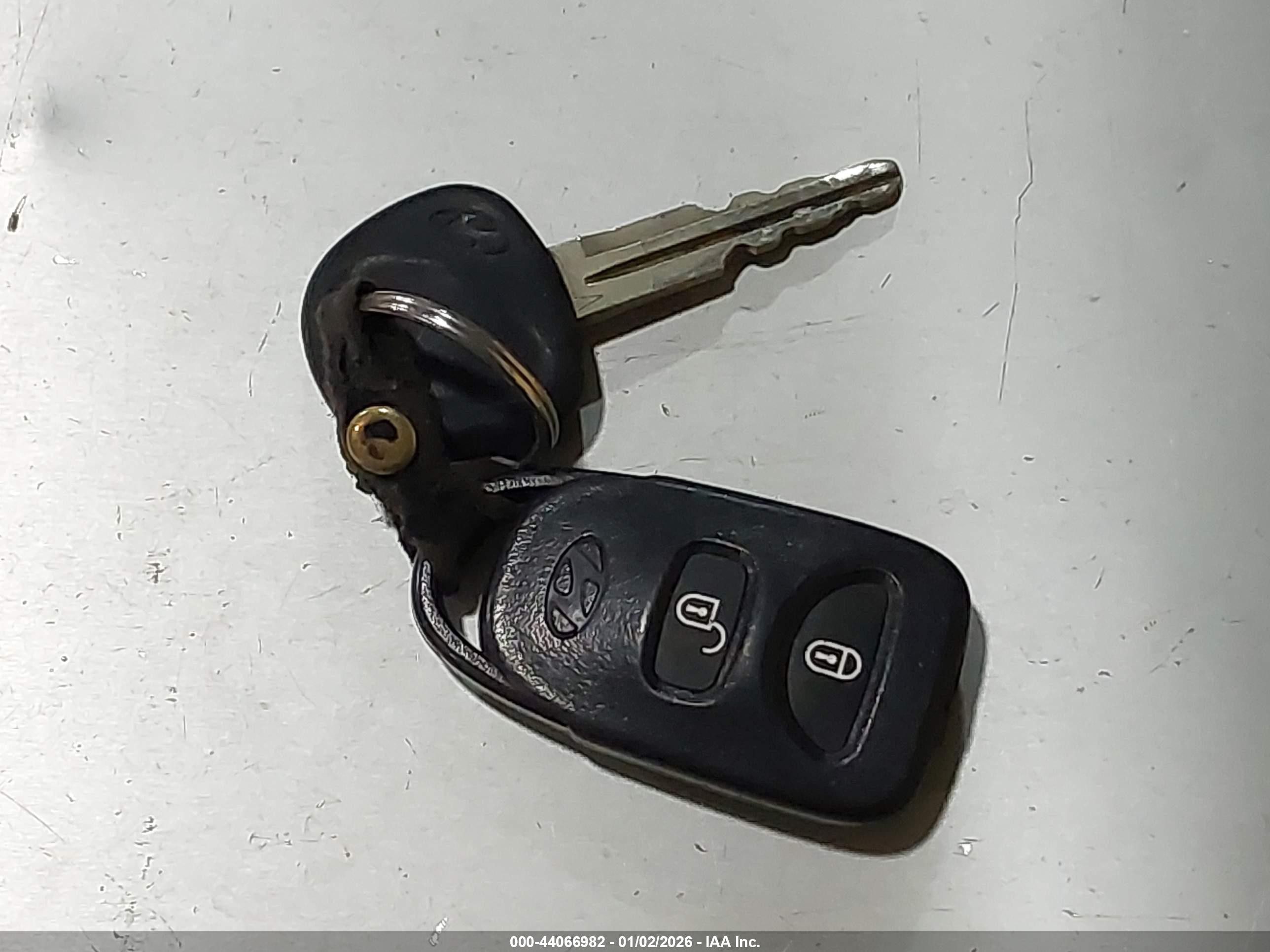 2010 Hyundai Accent Gls Gray vin: KMHCN4AC4AU471718