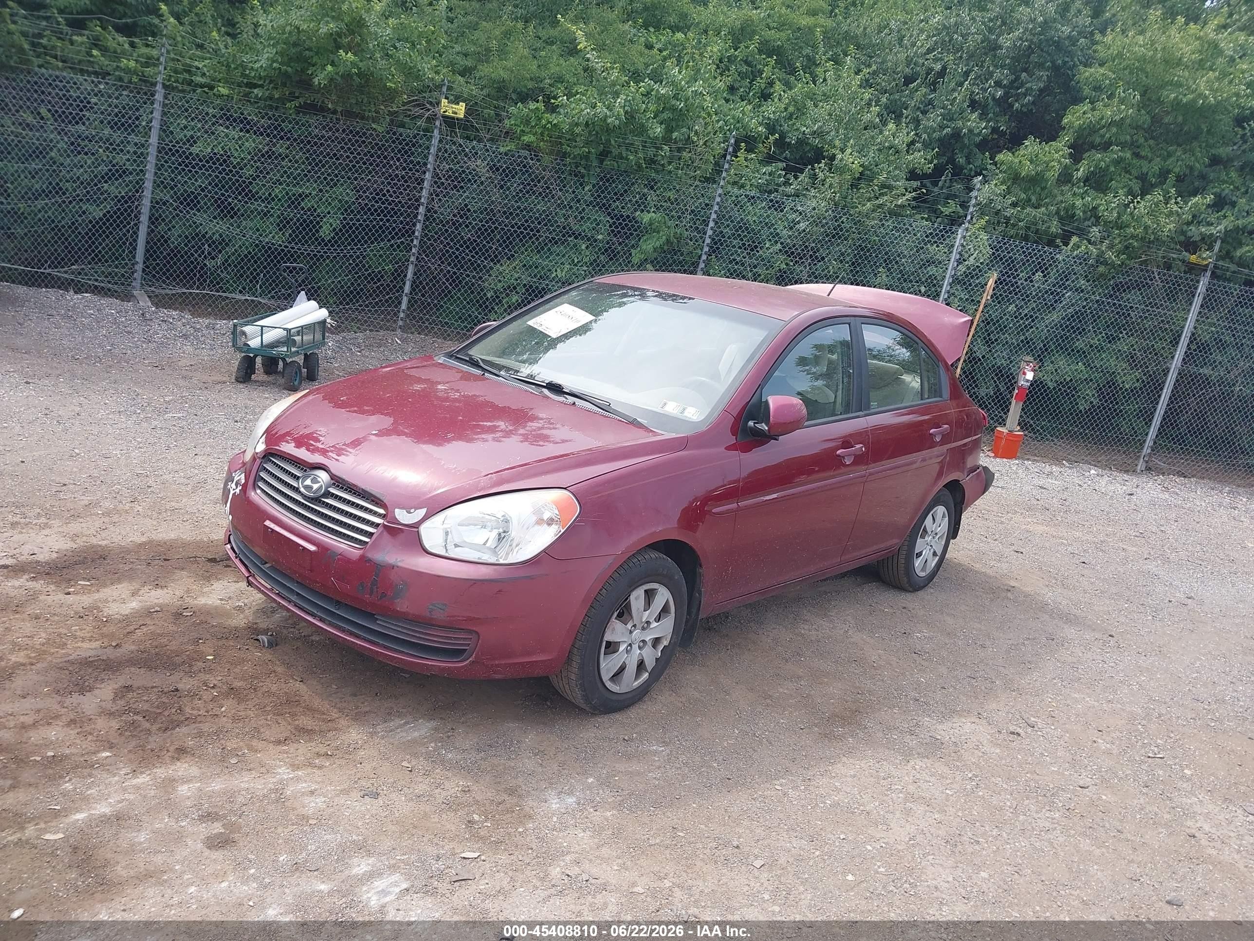 2010 Hyundai Accent Gls Burgundy vin: KMHCN4AC4AU487370