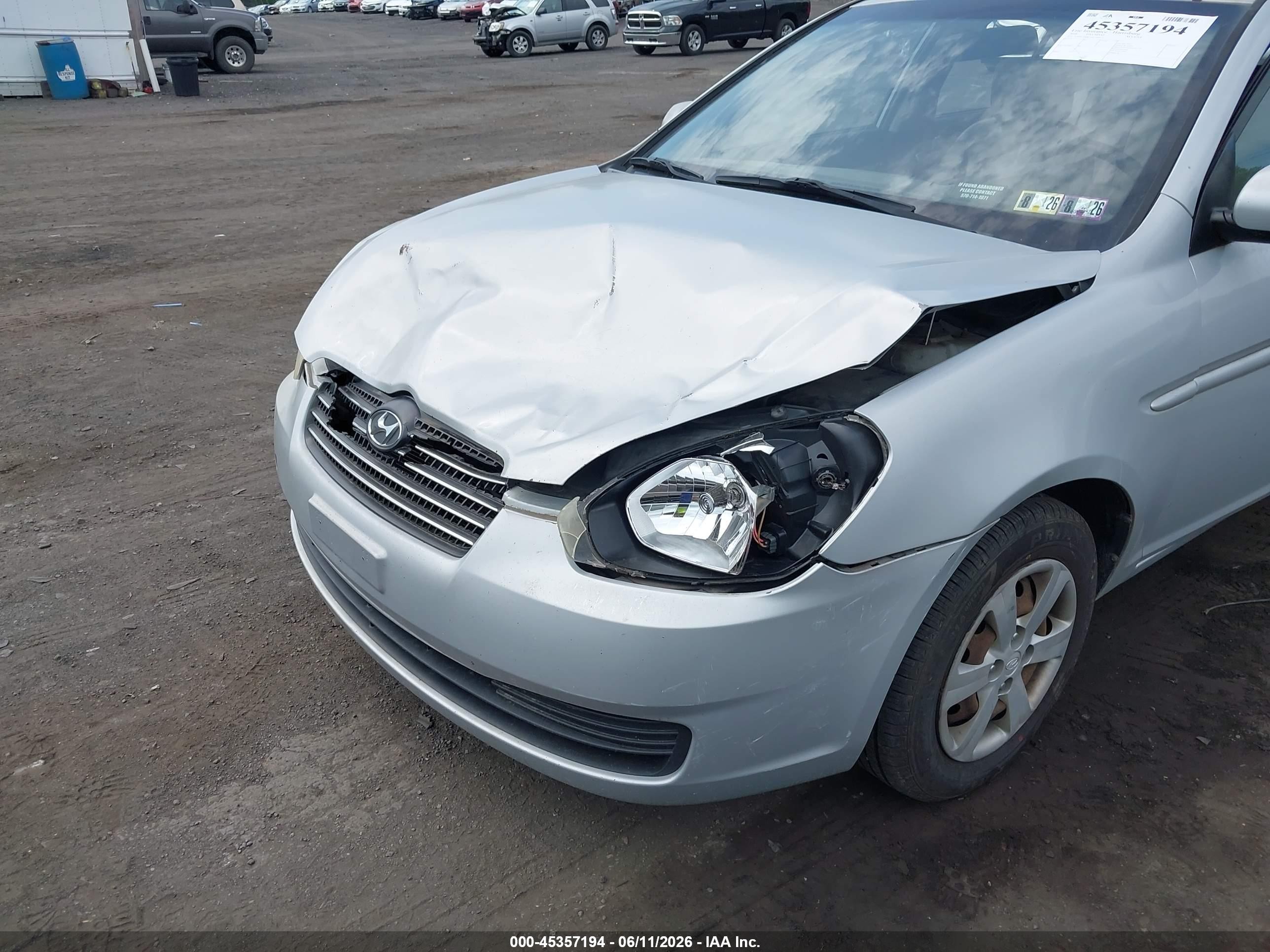 2010 Hyundai Accent Gls Silver vin: KMHCN4AC4AU504121