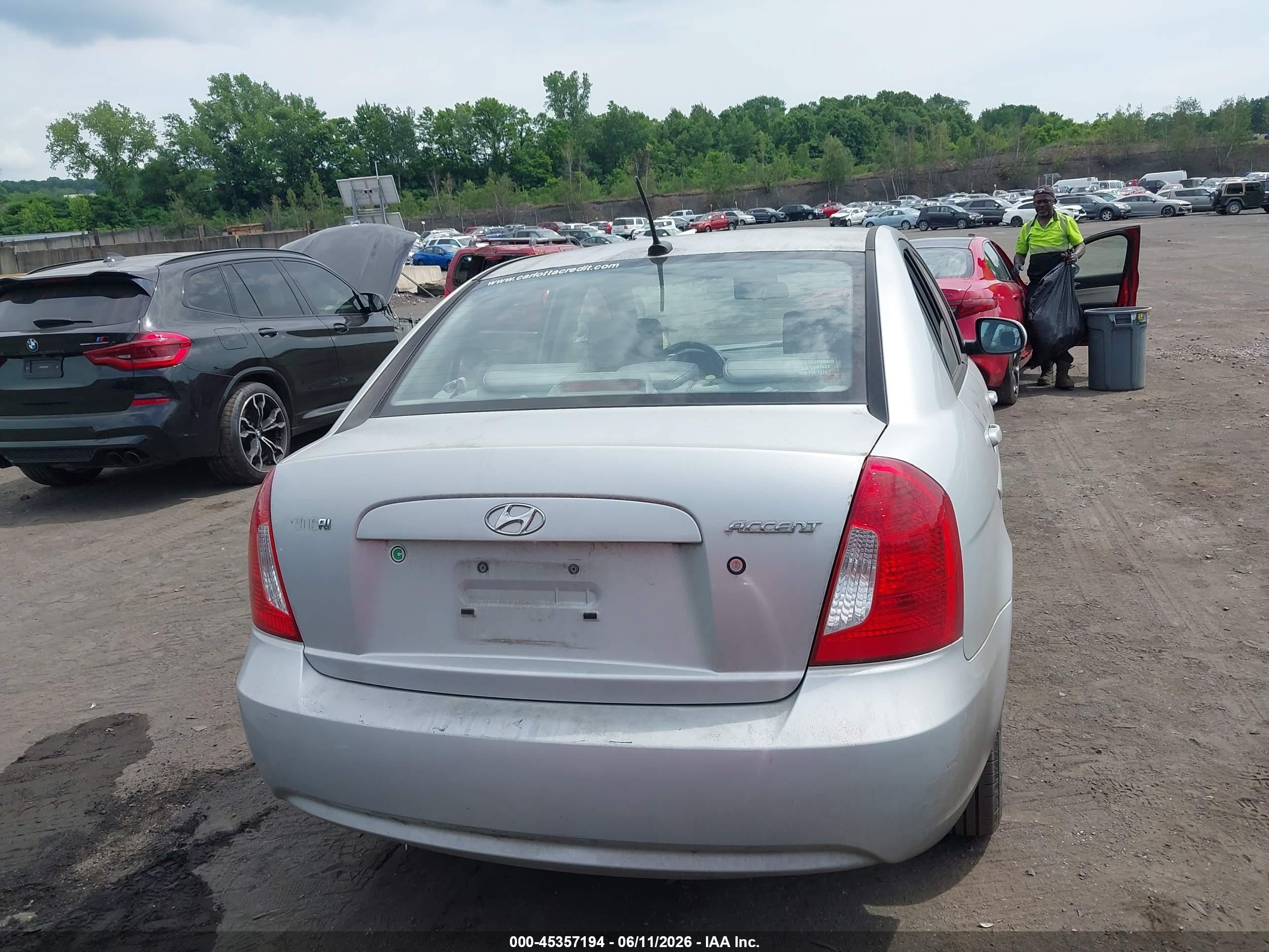 2010 Hyundai Accent Gls Silver vin: KMHCN4AC4AU504121