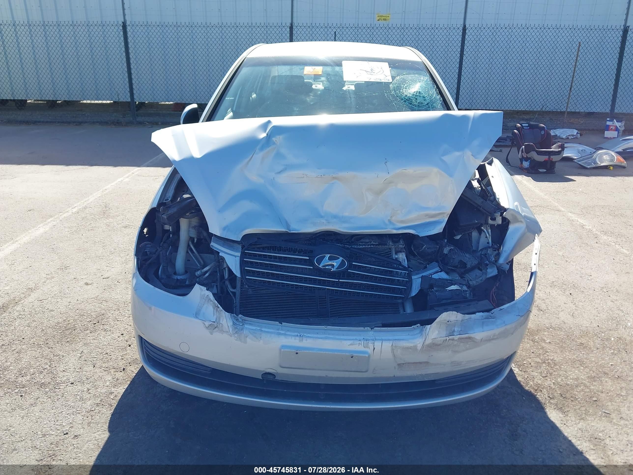 2011 Hyundai Accent Gls Silver vin: KMHCN4AC4BU586241