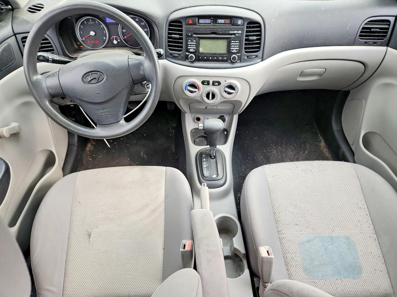 2011 Hyundai Accent Gls Белый vin: KMHCN4AC4BU612370