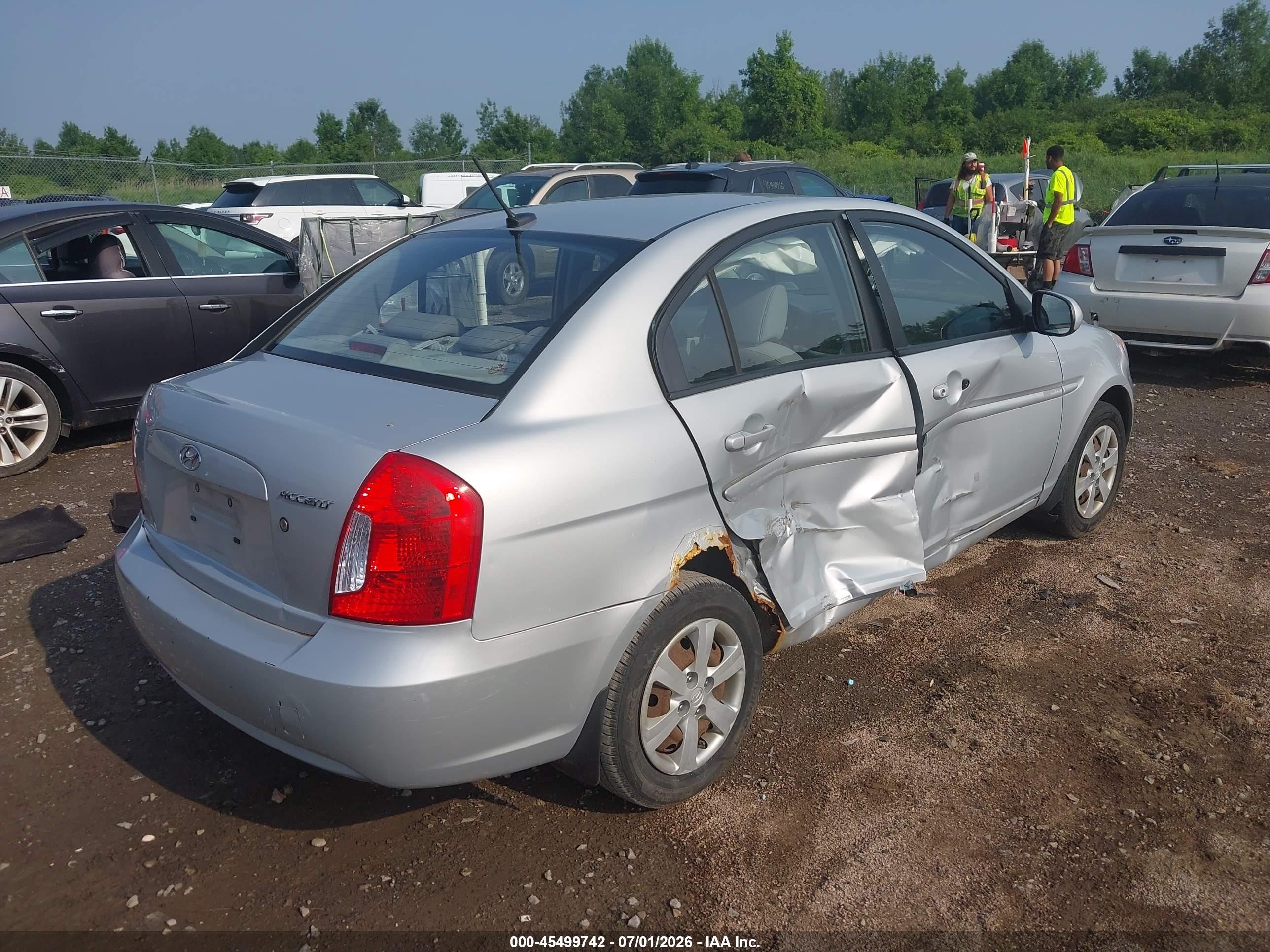 2011 Hyundai Accent Gls Silver vin: KMHCN4AC4BU619884
