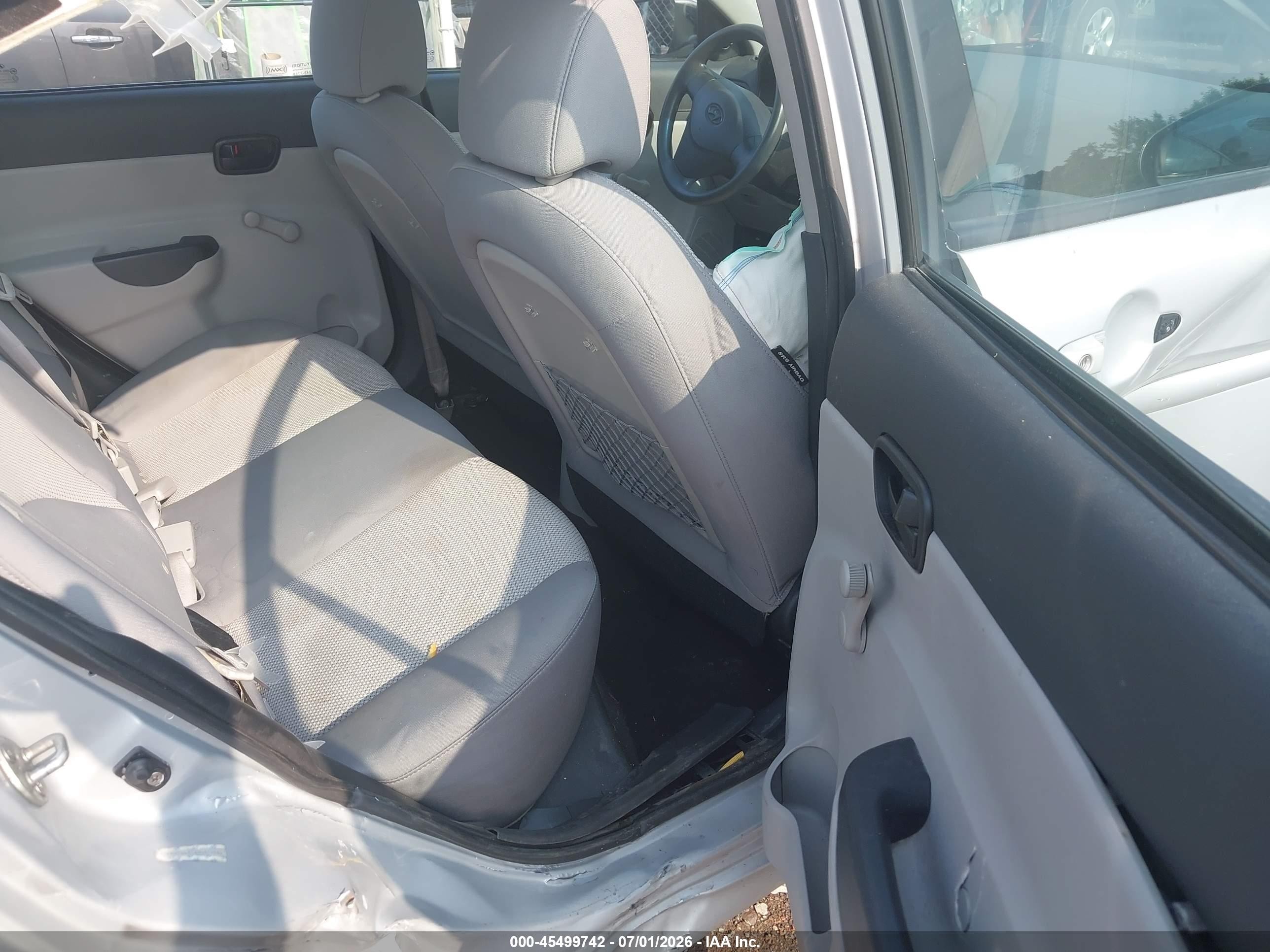 2011 Hyundai Accent Gls Silver vin: KMHCN4AC4BU619884