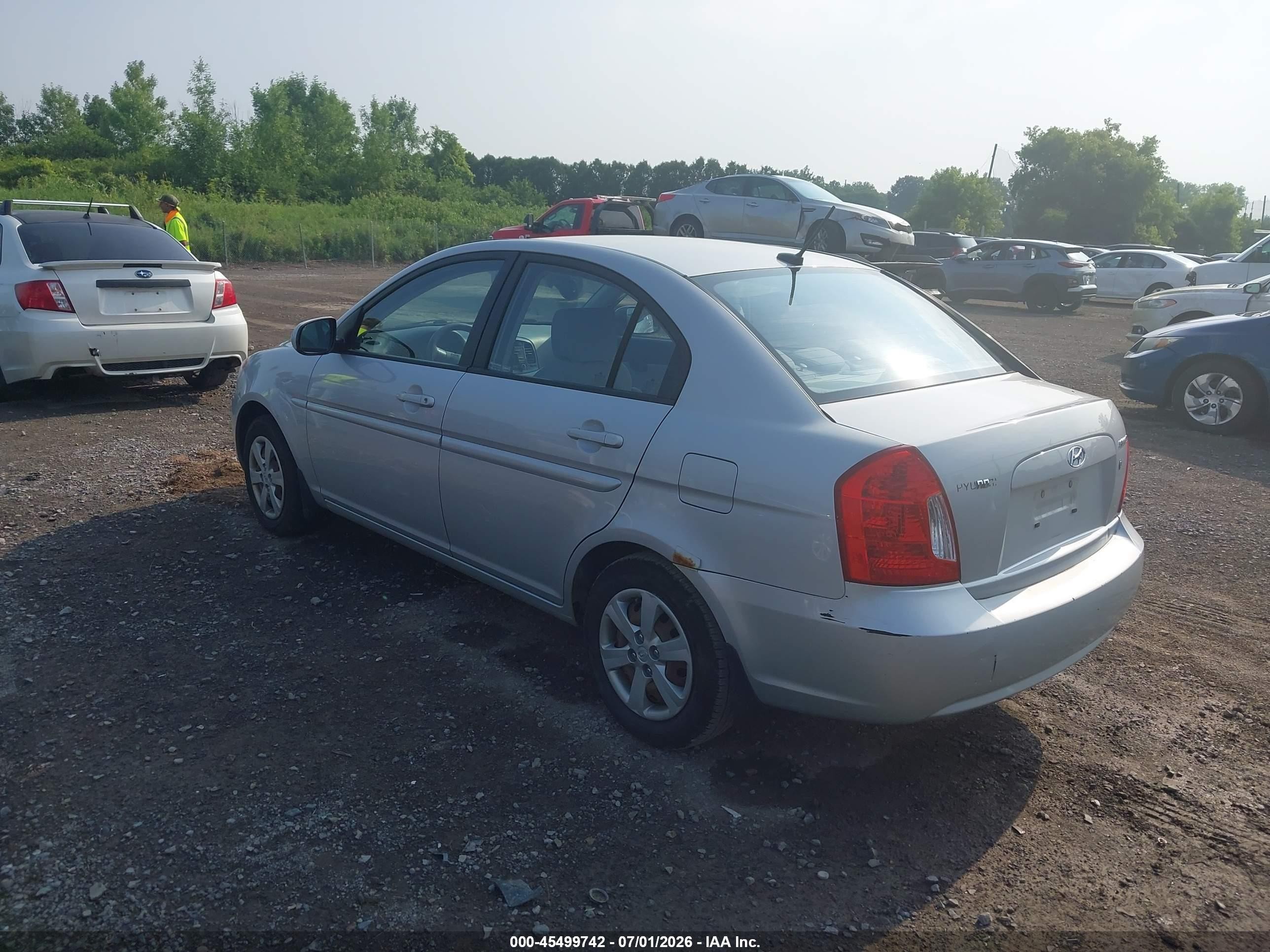 2011 Hyundai Accent Gls Silver vin: KMHCN4AC4BU619884