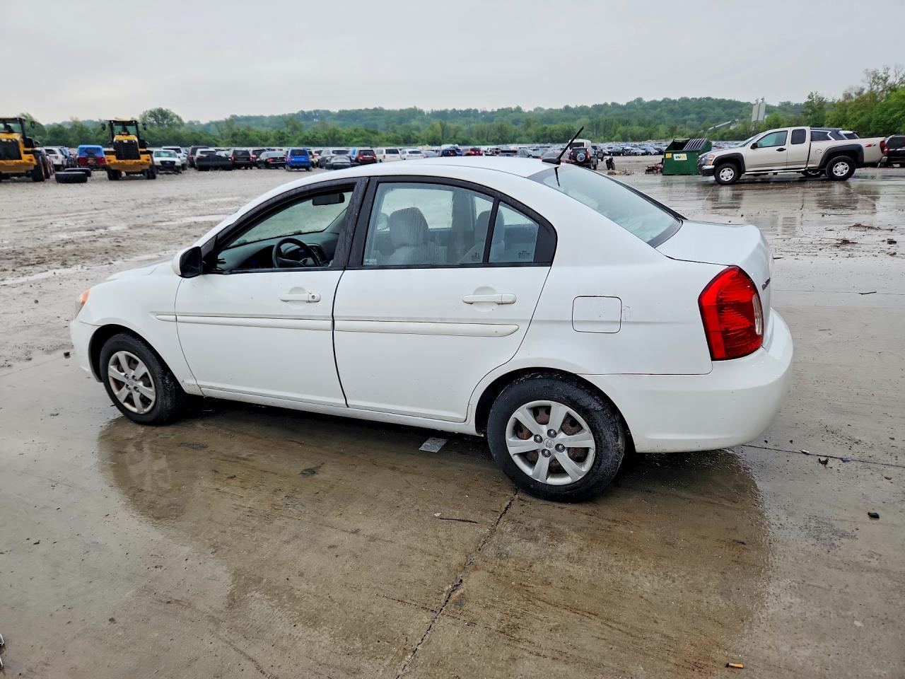 2010 Hyundai Accent Gls White vin: KMHCN4AC5AU488799