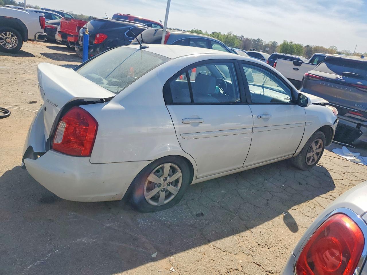 2011 Hyundai Accent Gls White vin: KMHCN4AC5BU574440