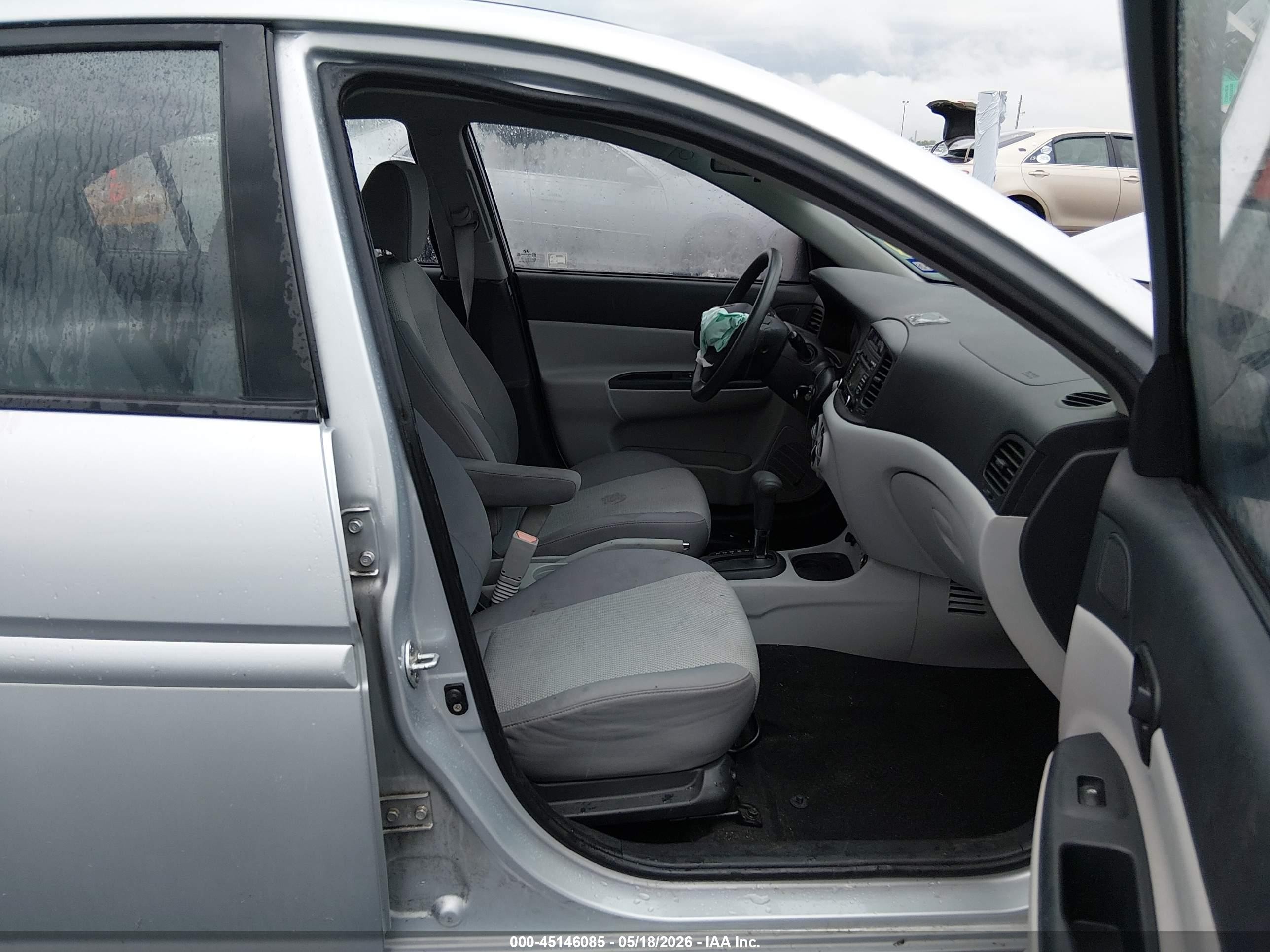 2011 Hyundai Accent Gls Silver vin: KMHCN4AC5BU607422