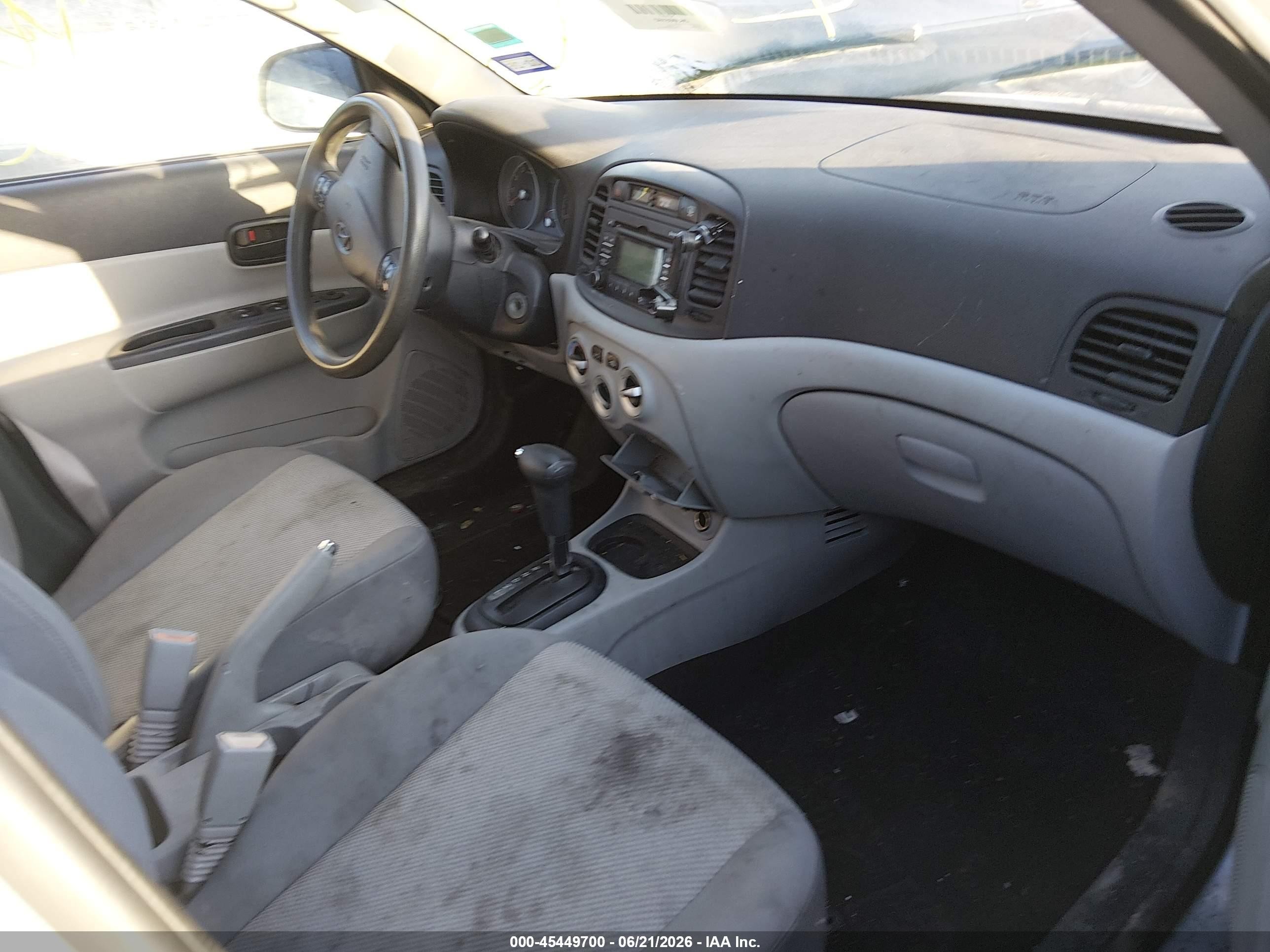 2010 Hyundai Accent Gls Silver vin: KMHCN4AC6AU485488