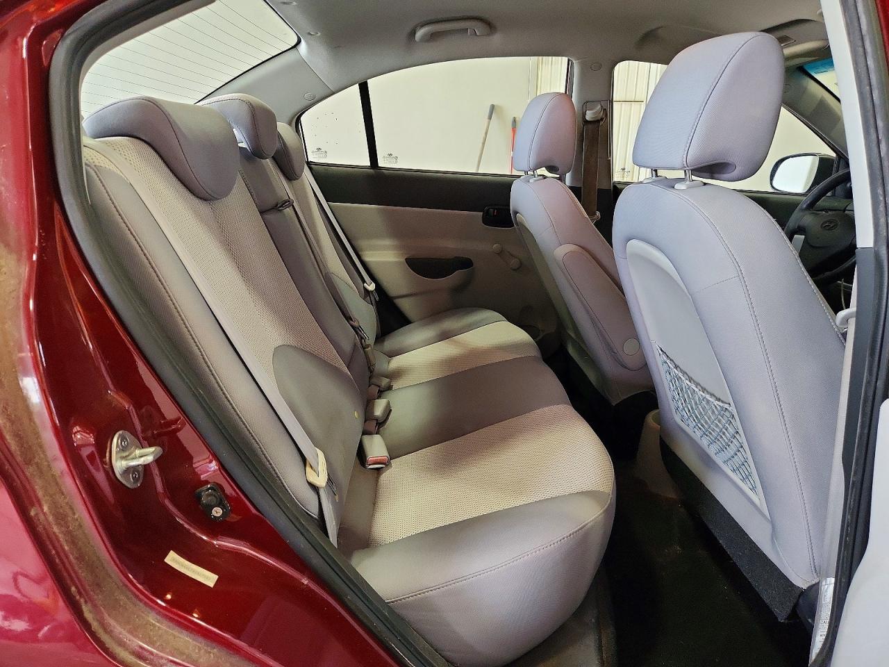 2010 Hyundai Accent Gls Red vin: KMHCN4AC7AU427583