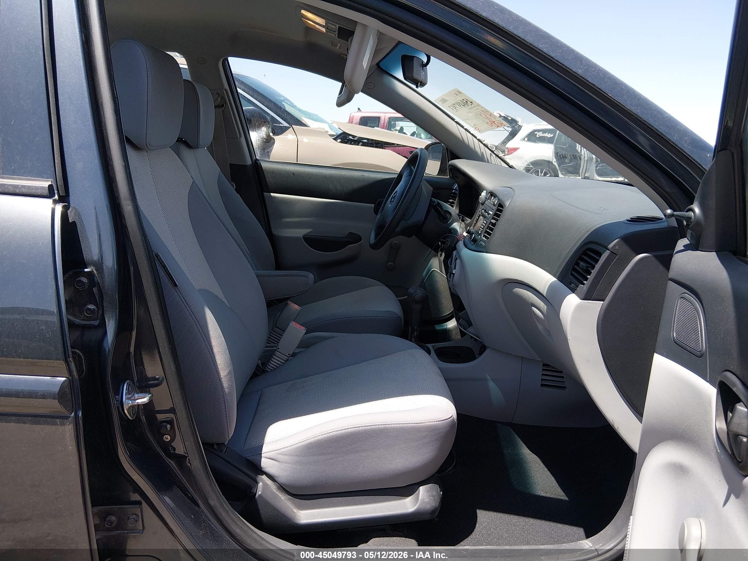 2010 Hyundai Accent Gls Gray vin: KMHCN4AC7AU431374