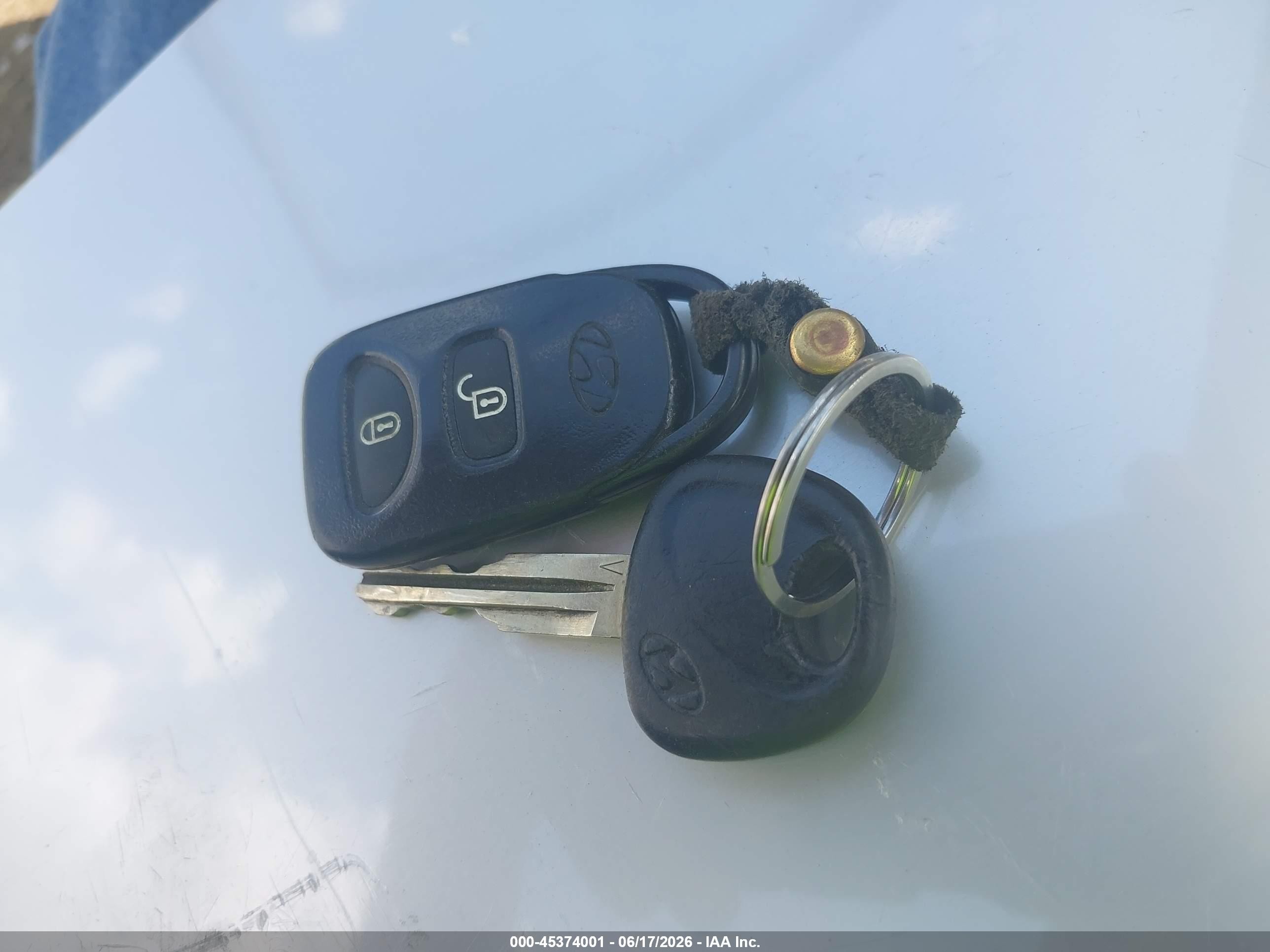2010 Hyundai Accent Gls Blue vin: KMHCN4AC9AU483783