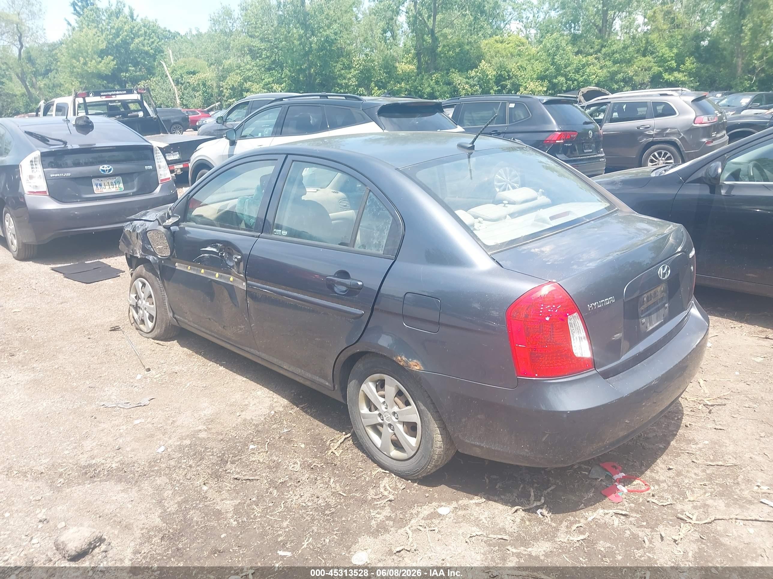 2011 Hyundai Accent Gls Gray vin: KMHCN4AC9BU618536