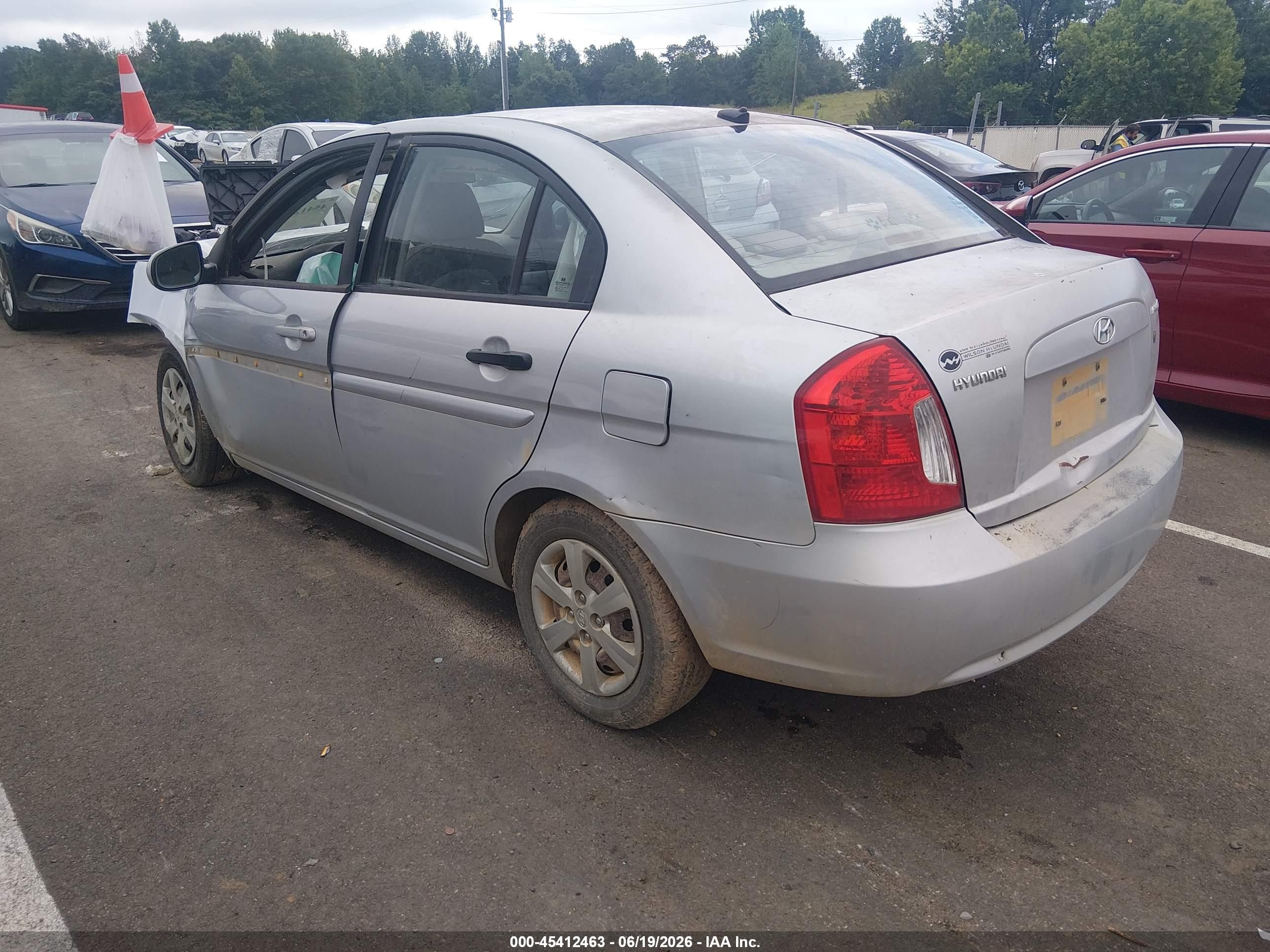 2010 Hyundai Accent Gls Silver vin: KMHCN4ACXAU468631