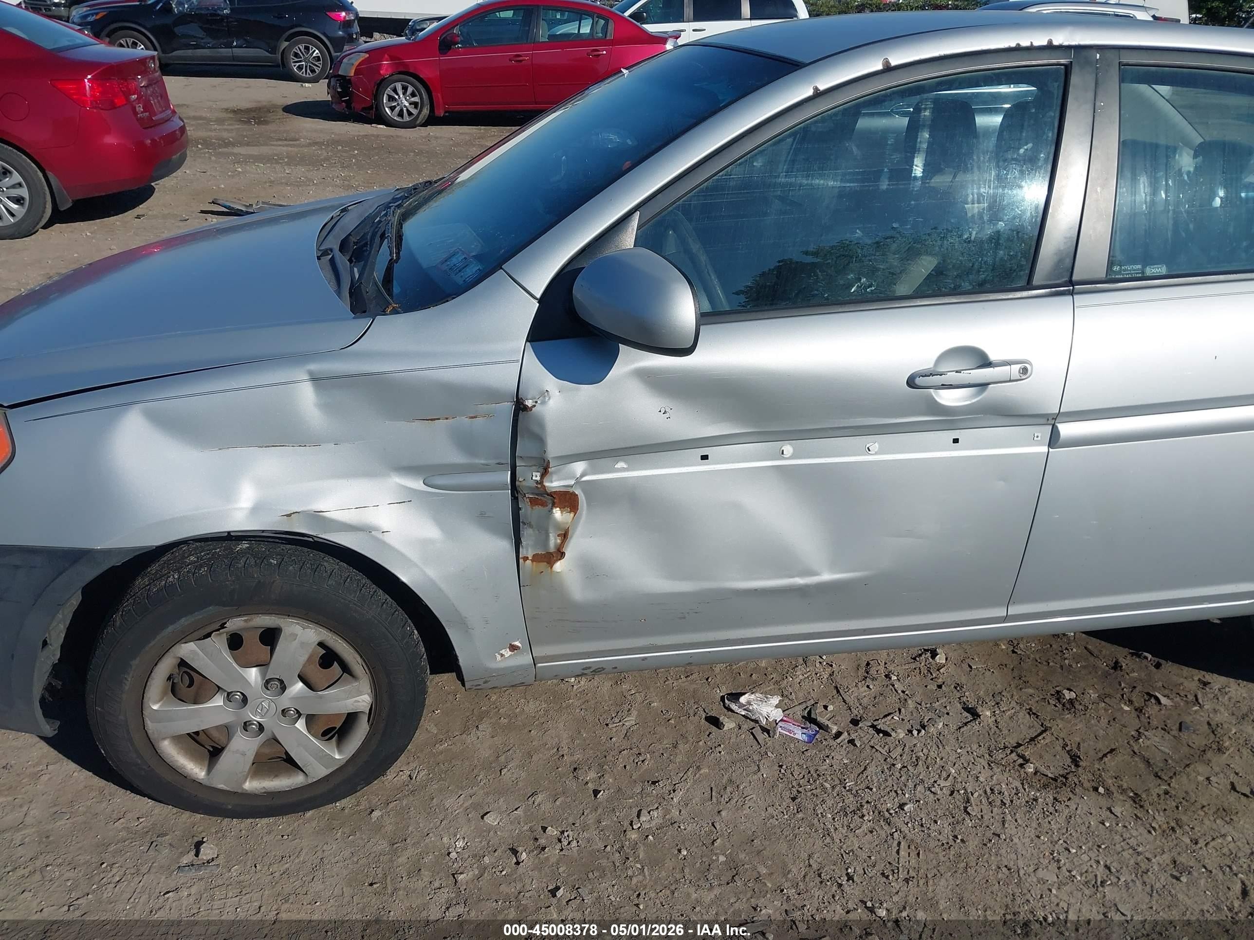 2010 Hyundai Accent Gls Silver vin: KMHCN4ACXAU518637
