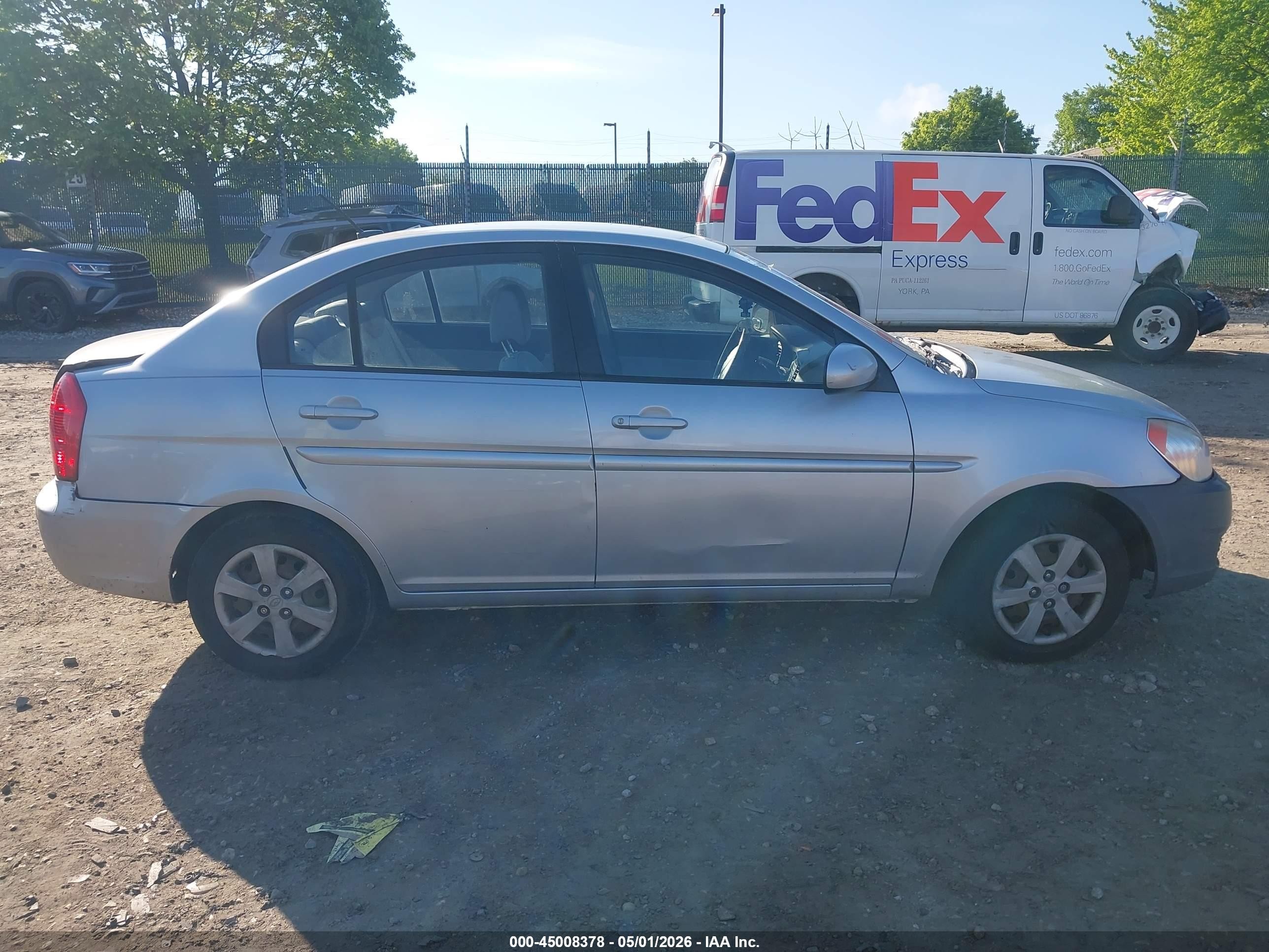 2010 Hyundai Accent Gls Silver vin: KMHCN4ACXAU518637