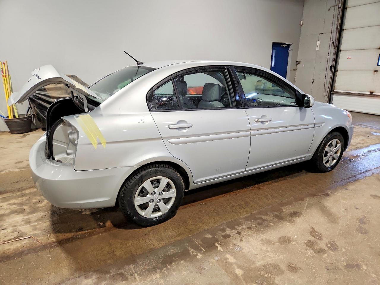 2010 Hyundai Accent Gls Silver vin: KMHCN4BC1AU494453
