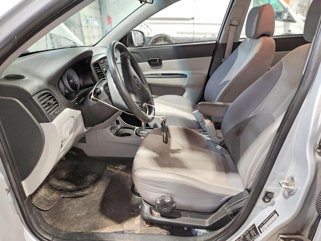 2010 Hyundai Accent Gls Silver vin: KMHCN4BC1AU494453