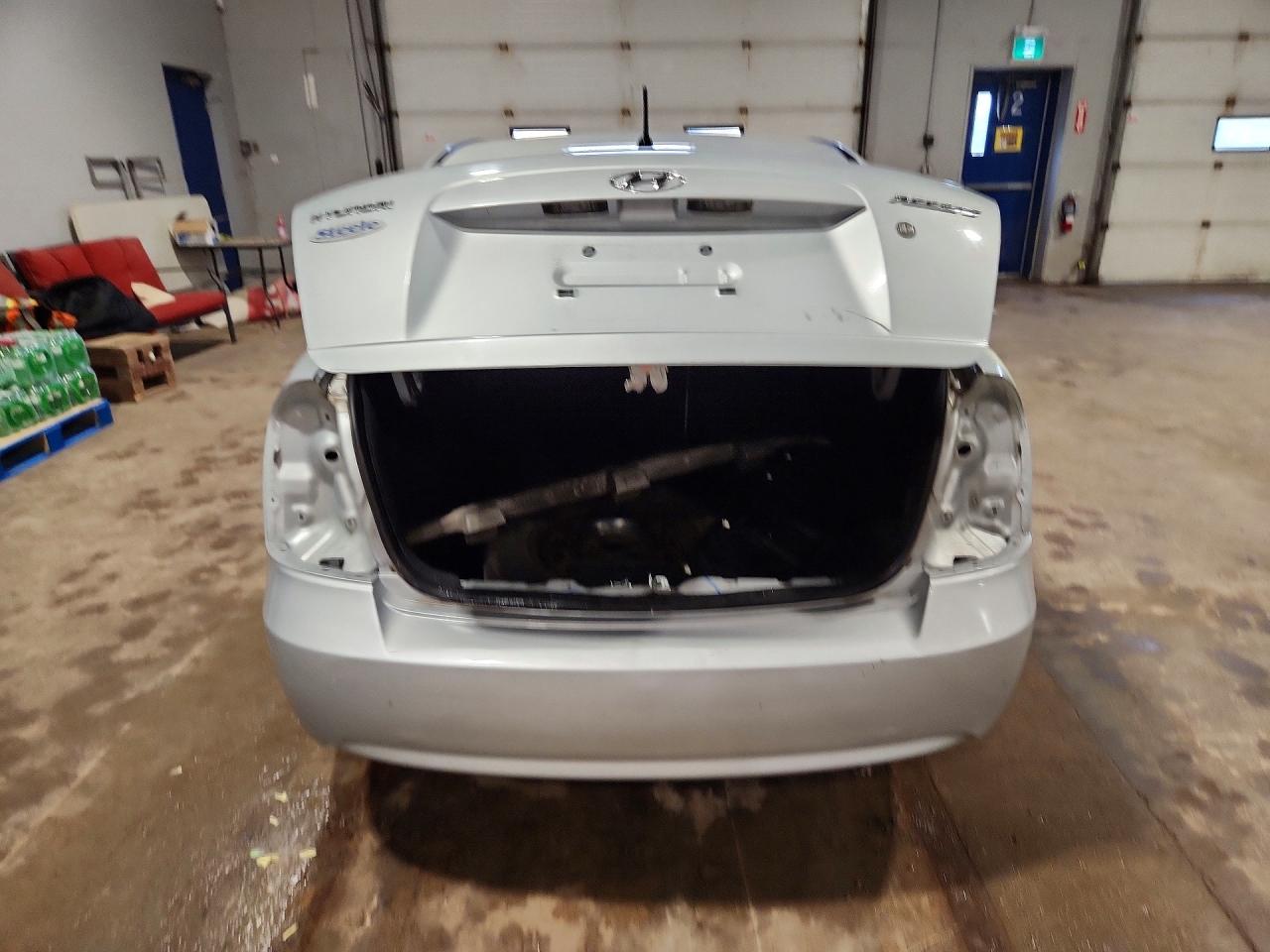 2010 Hyundai Accent Gls Silver vin: KMHCN4BC1AU494453