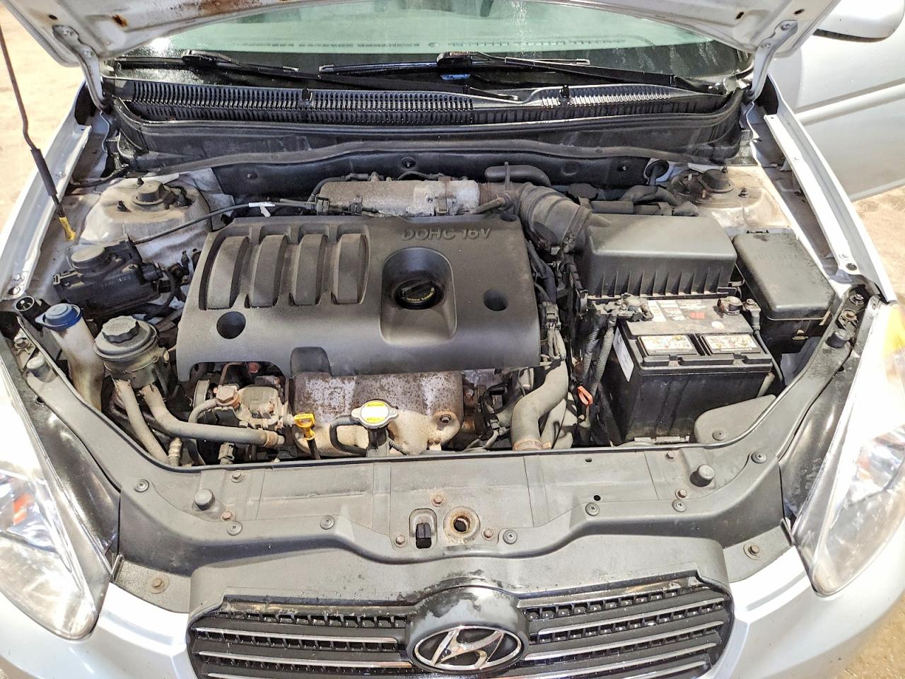 2010 Hyundai Accent Gls Silver vin: KMHCN4BC1AU494453