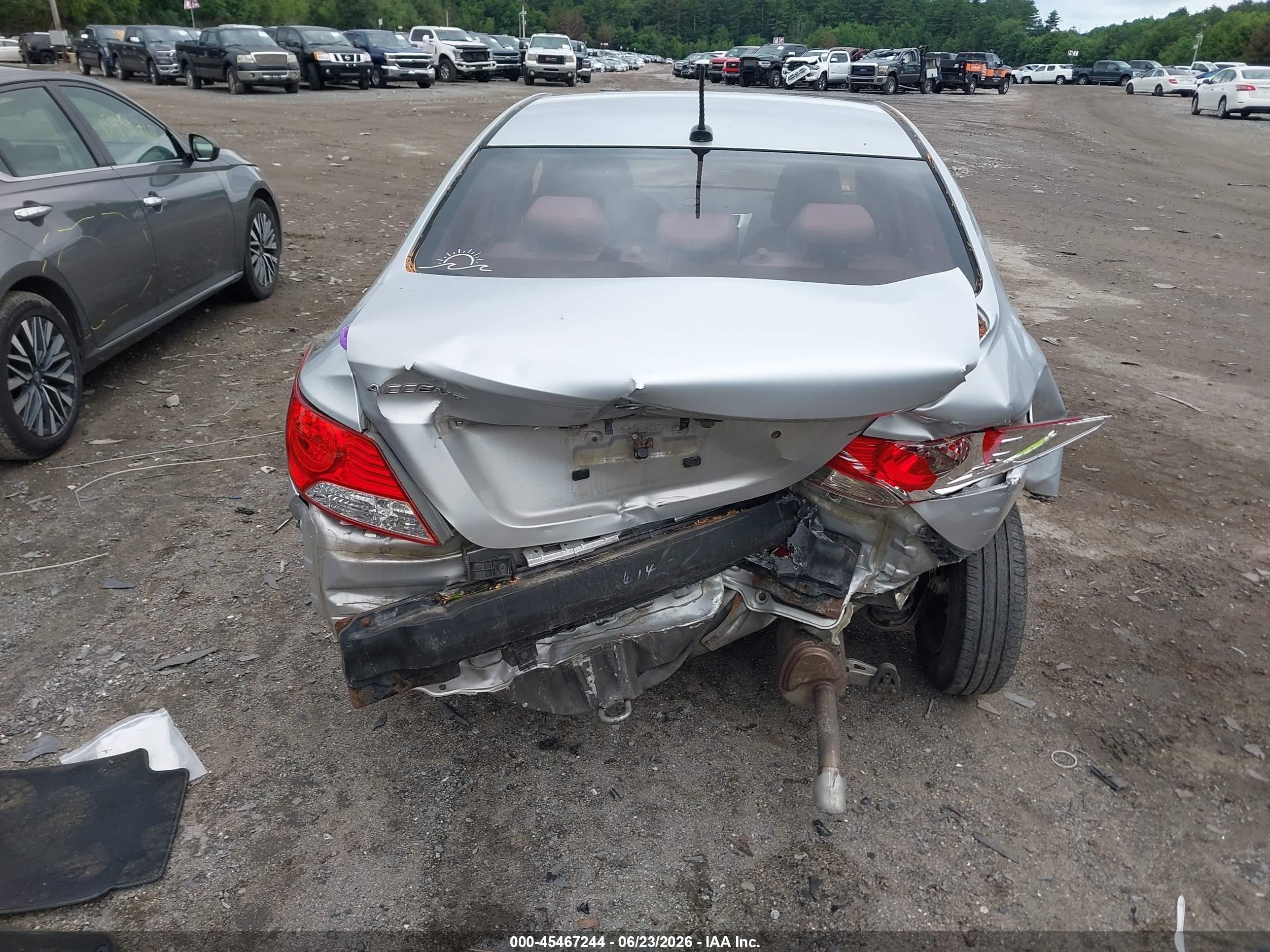 2012 Hyundai Accent Gls Gray vin: KMHCT4AE0CU089728