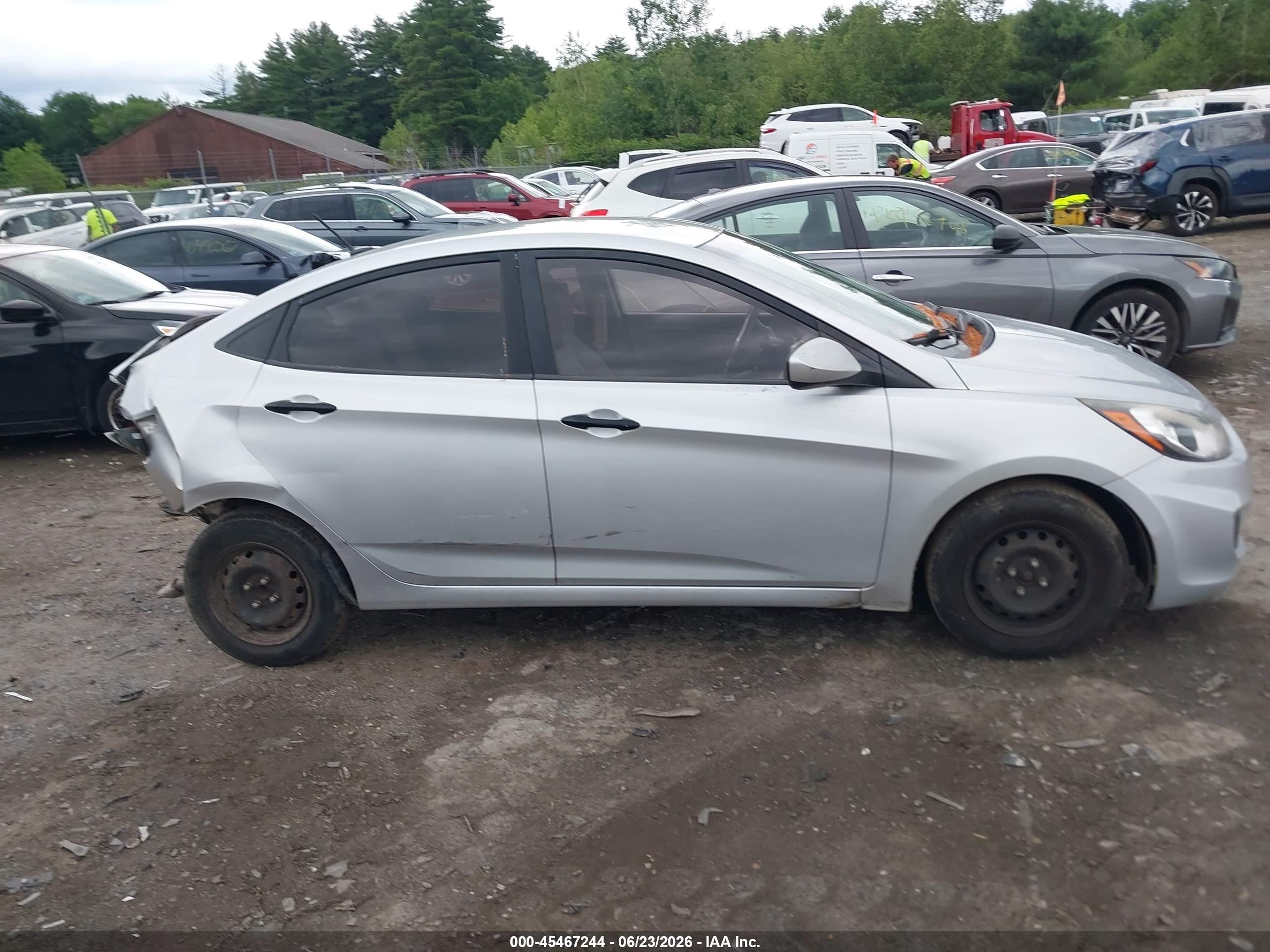 2012 Hyundai Accent Gls Gray vin: KMHCT4AE0CU089728