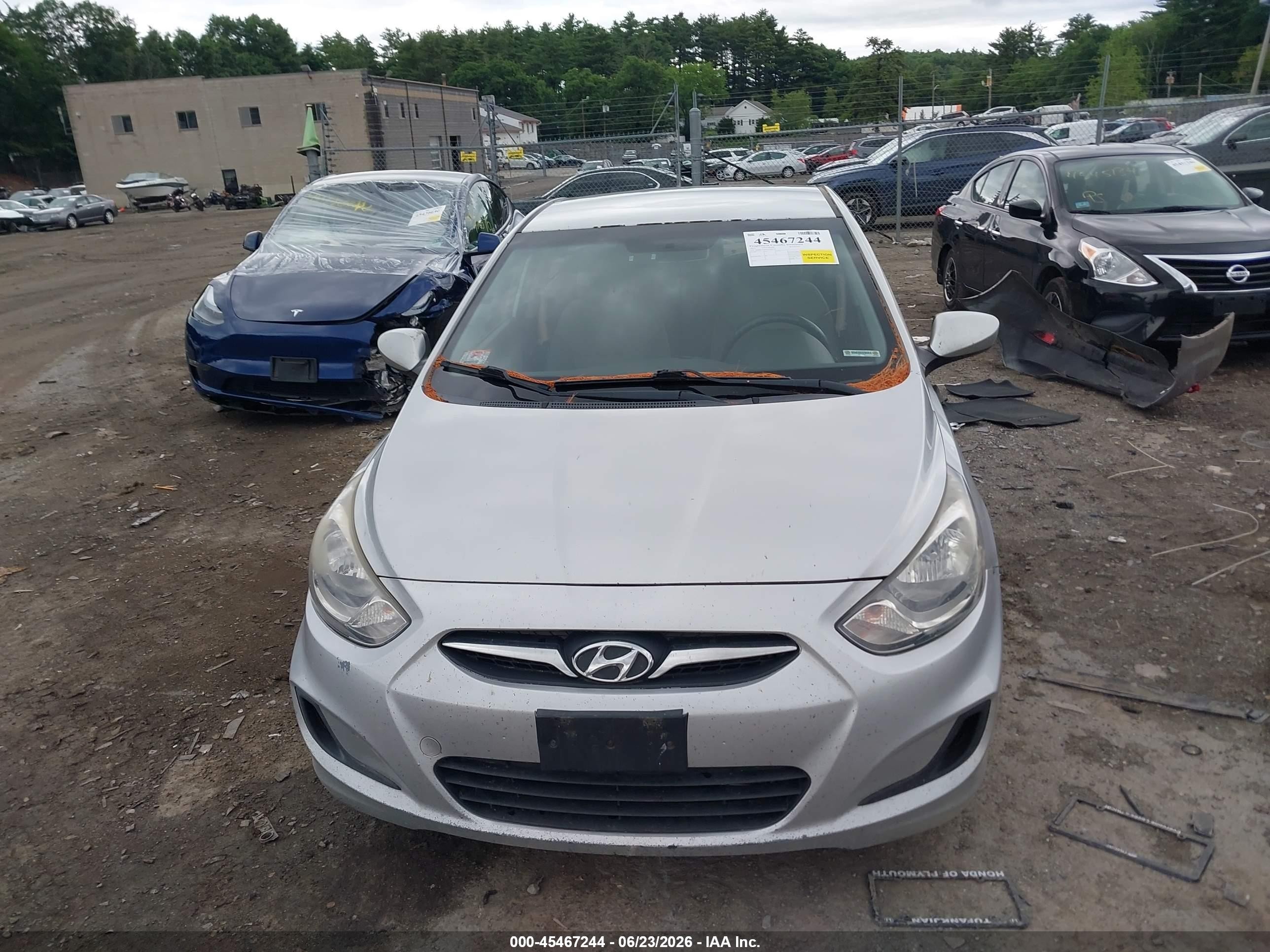 2012 Hyundai Accent Gls Gray vin: KMHCT4AE0CU089728