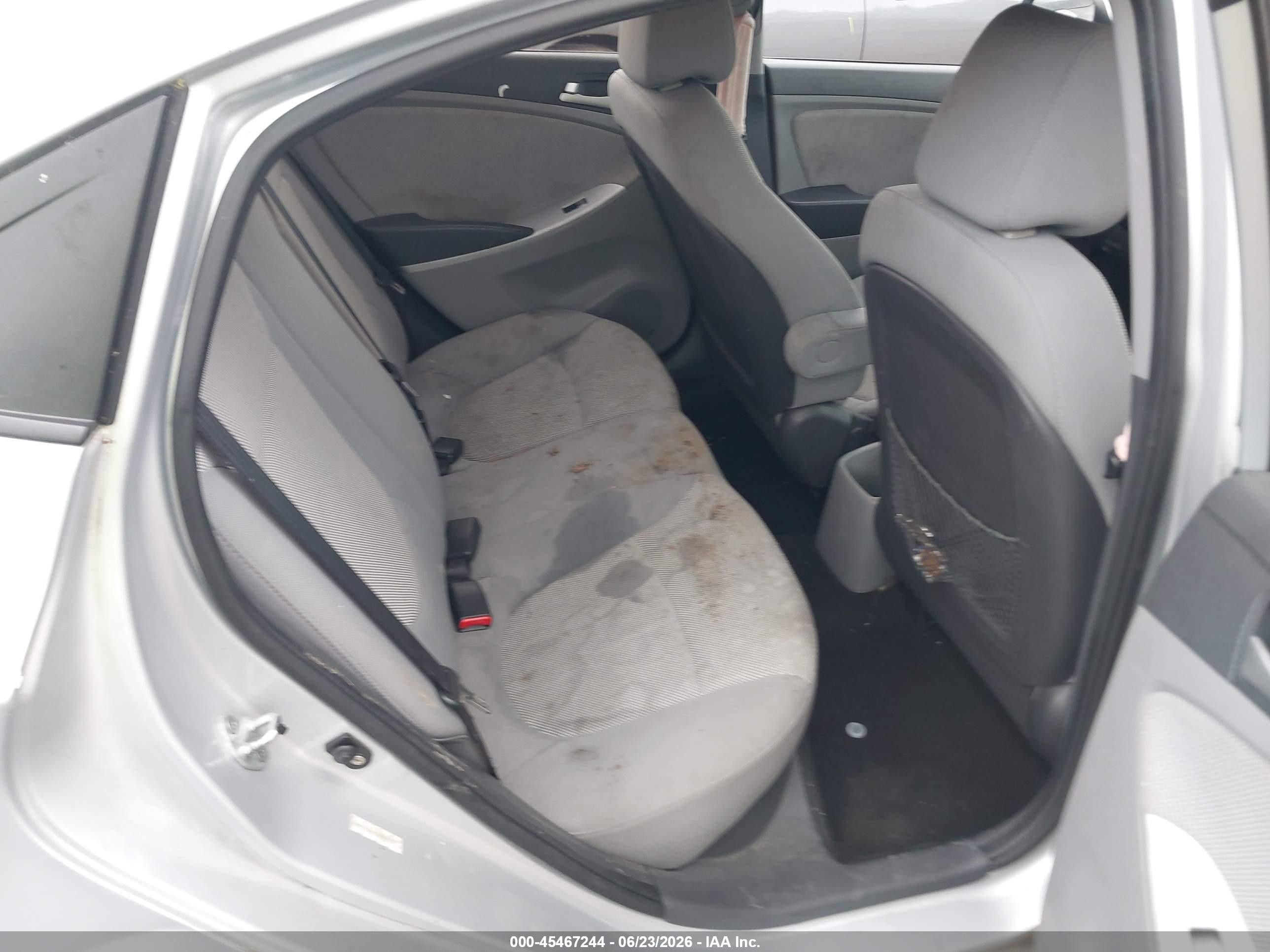 2012 Hyundai Accent Gls Gray vin: KMHCT4AE0CU089728