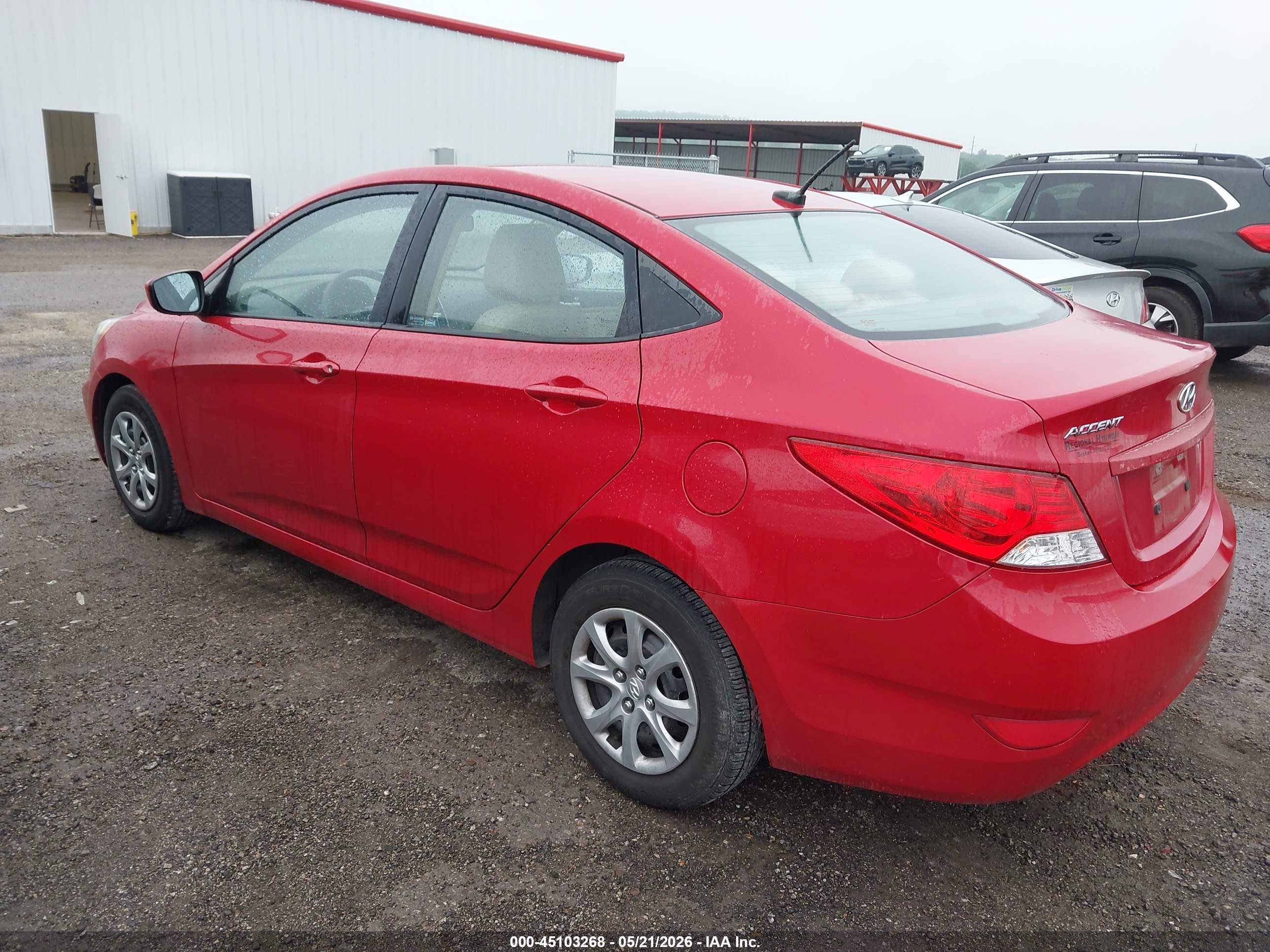 2012 Hyundai Accent Gls Red vin: KMHCT4AE0CU122047
