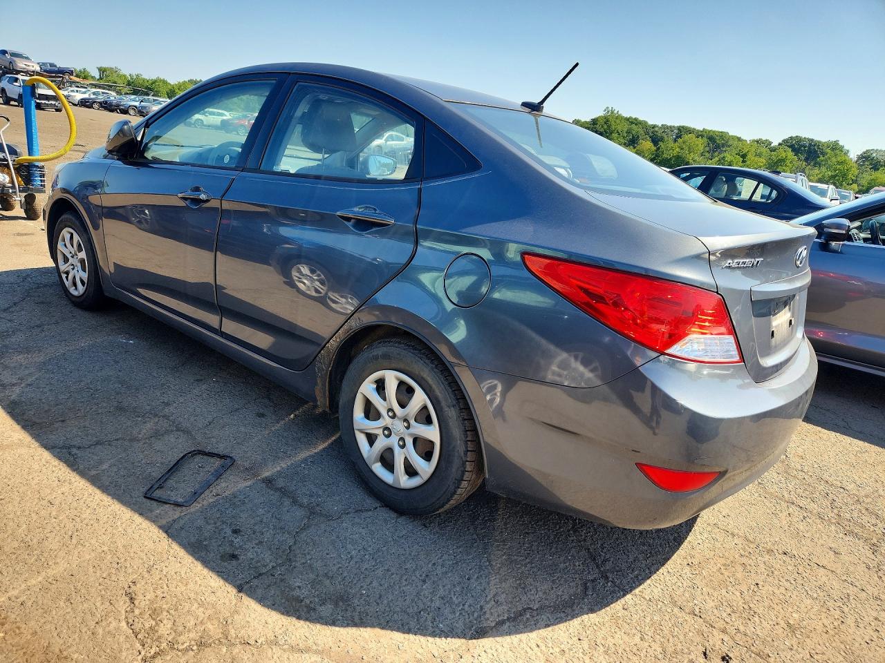 2012 Hyundai Accent Gls Gray vin: KMHCT4AE0CU222486