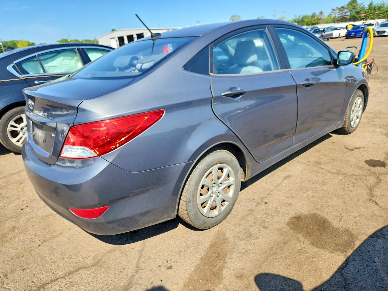 2012 Hyundai Accent Gls Gray vin: KMHCT4AE0CU222486